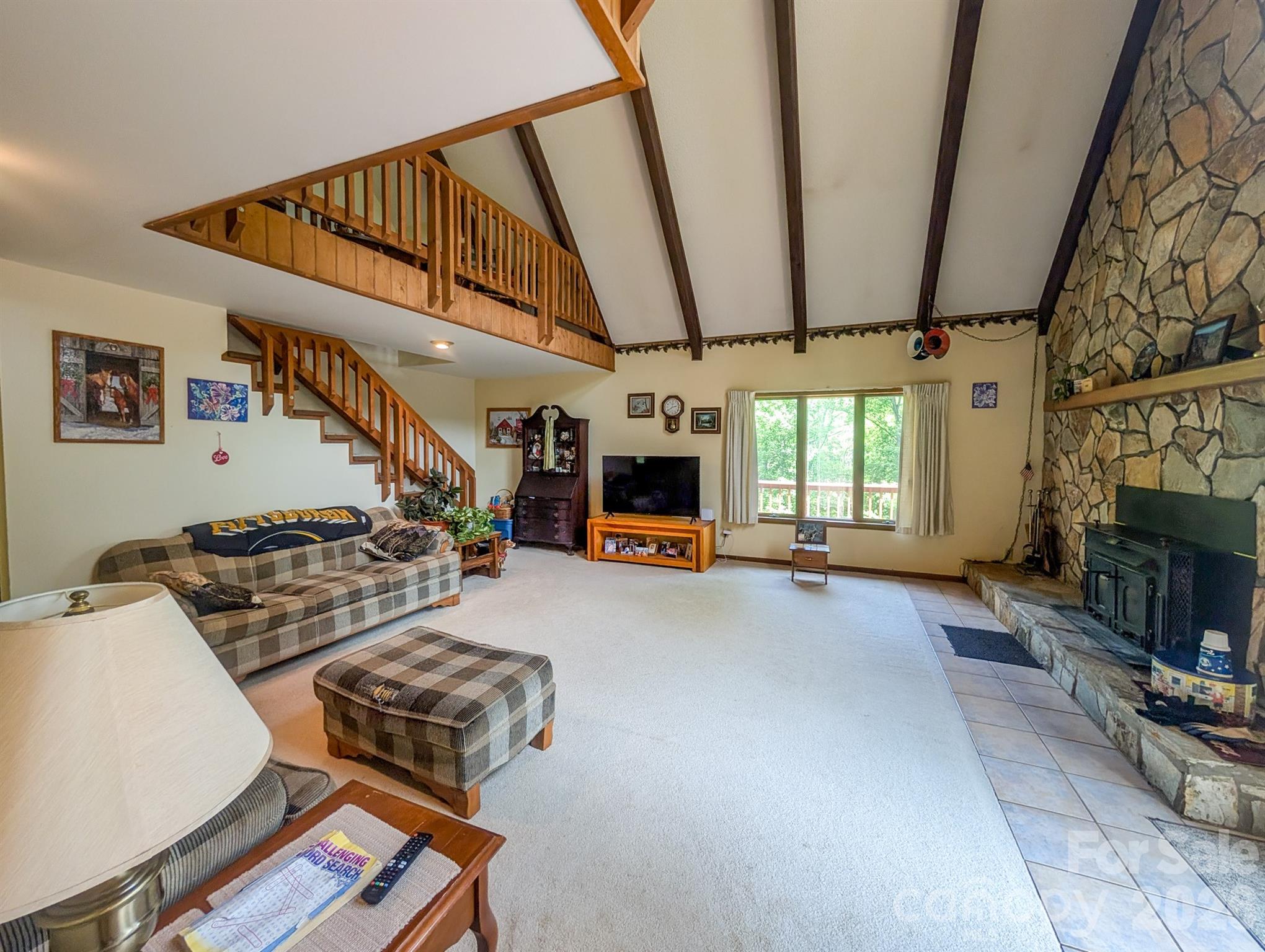 114 Dewberry Lane — Burnsville