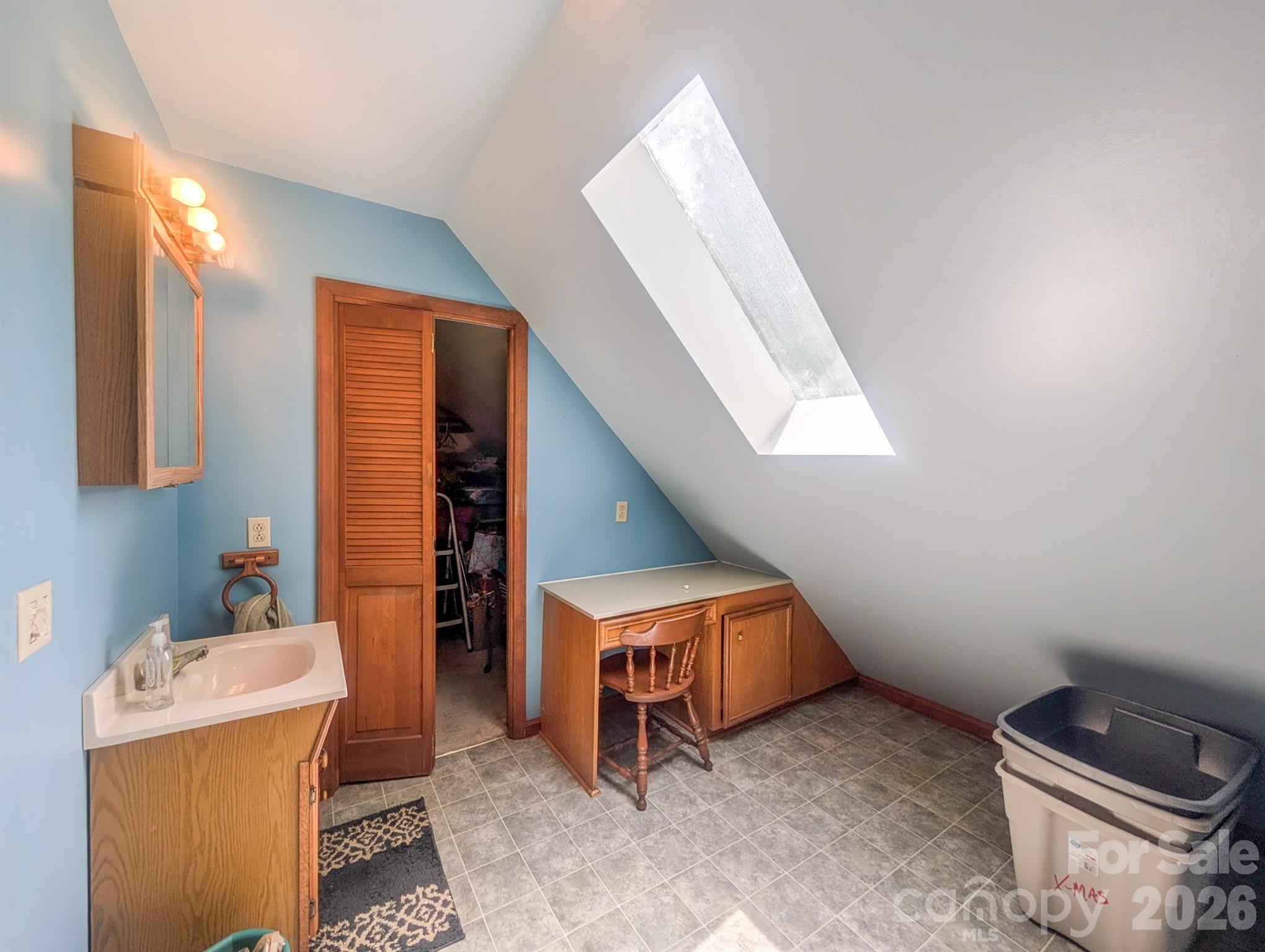 114 Dewberry Lane — Burnsville