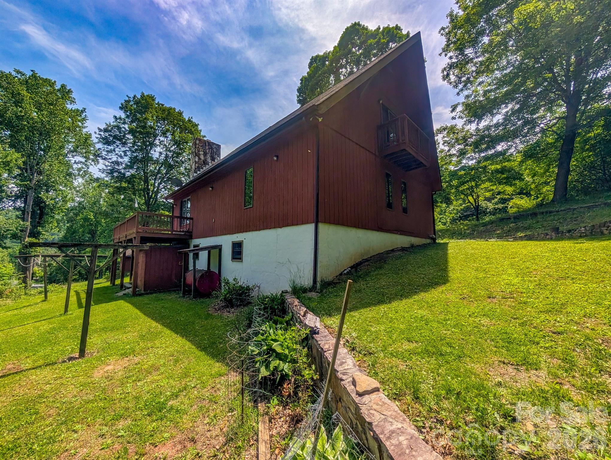 114 Dewberry Lane — Burnsville