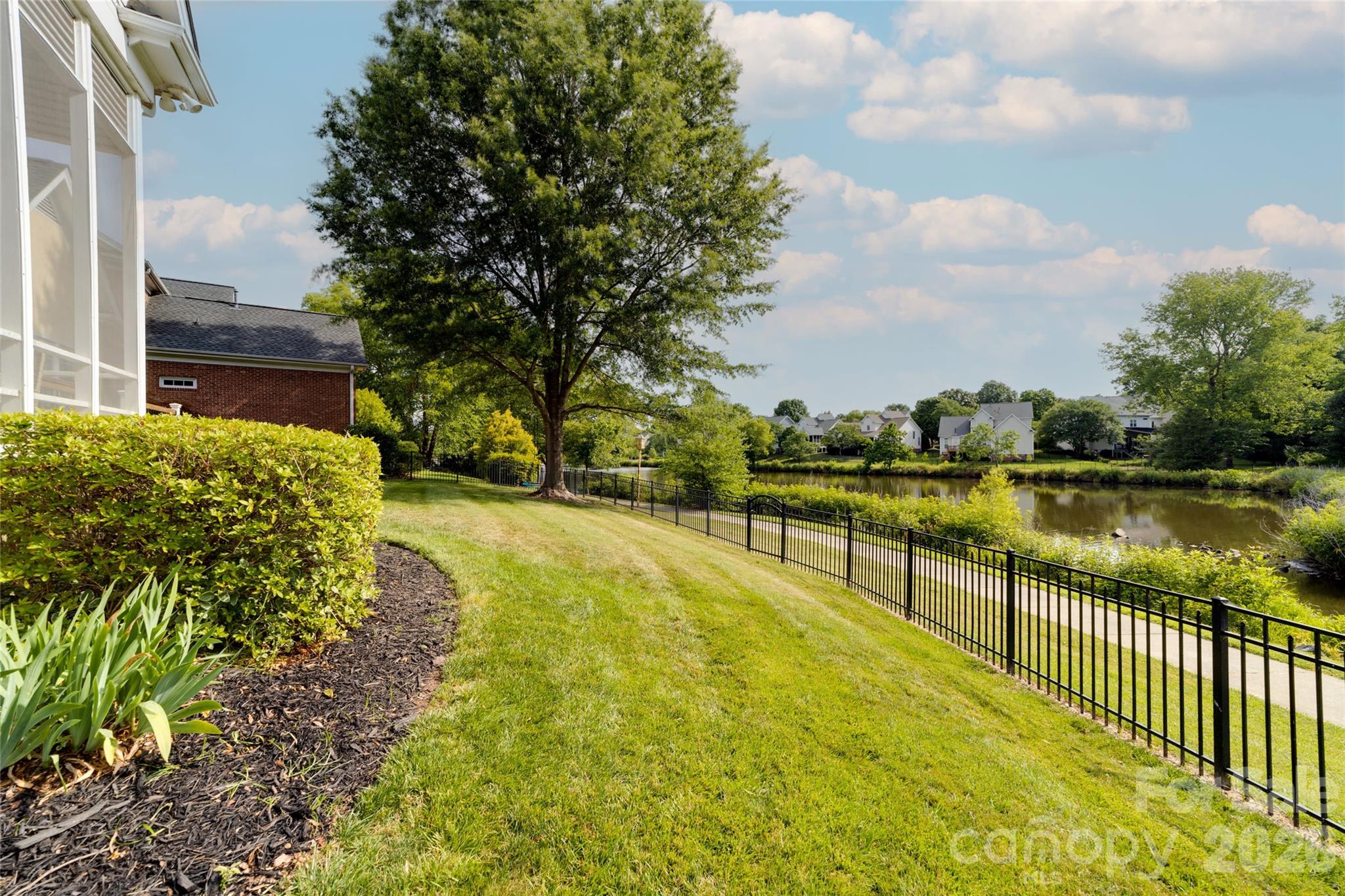 7841 Compton Court — Charlotte