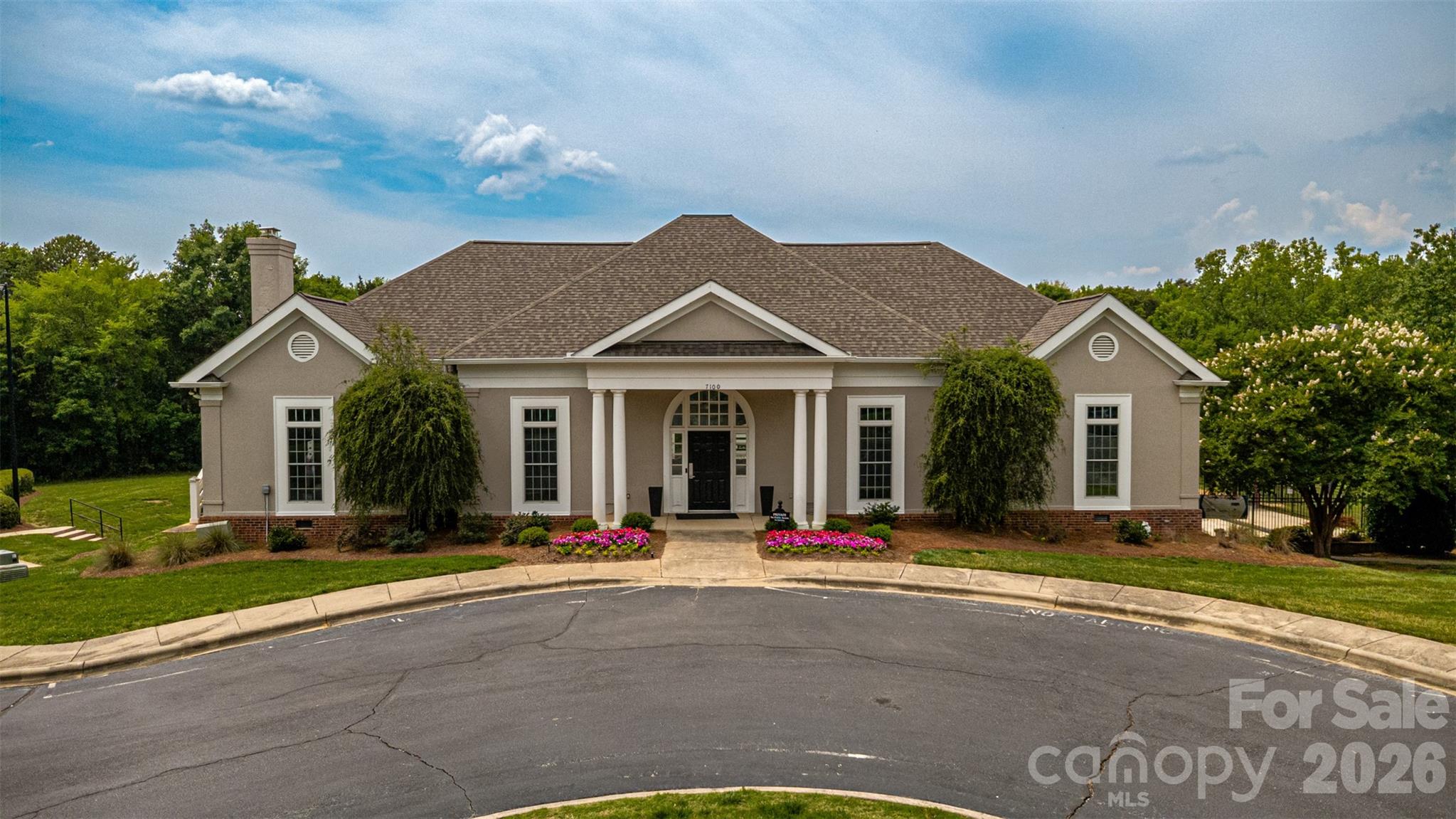 7841 Compton Court — Charlotte