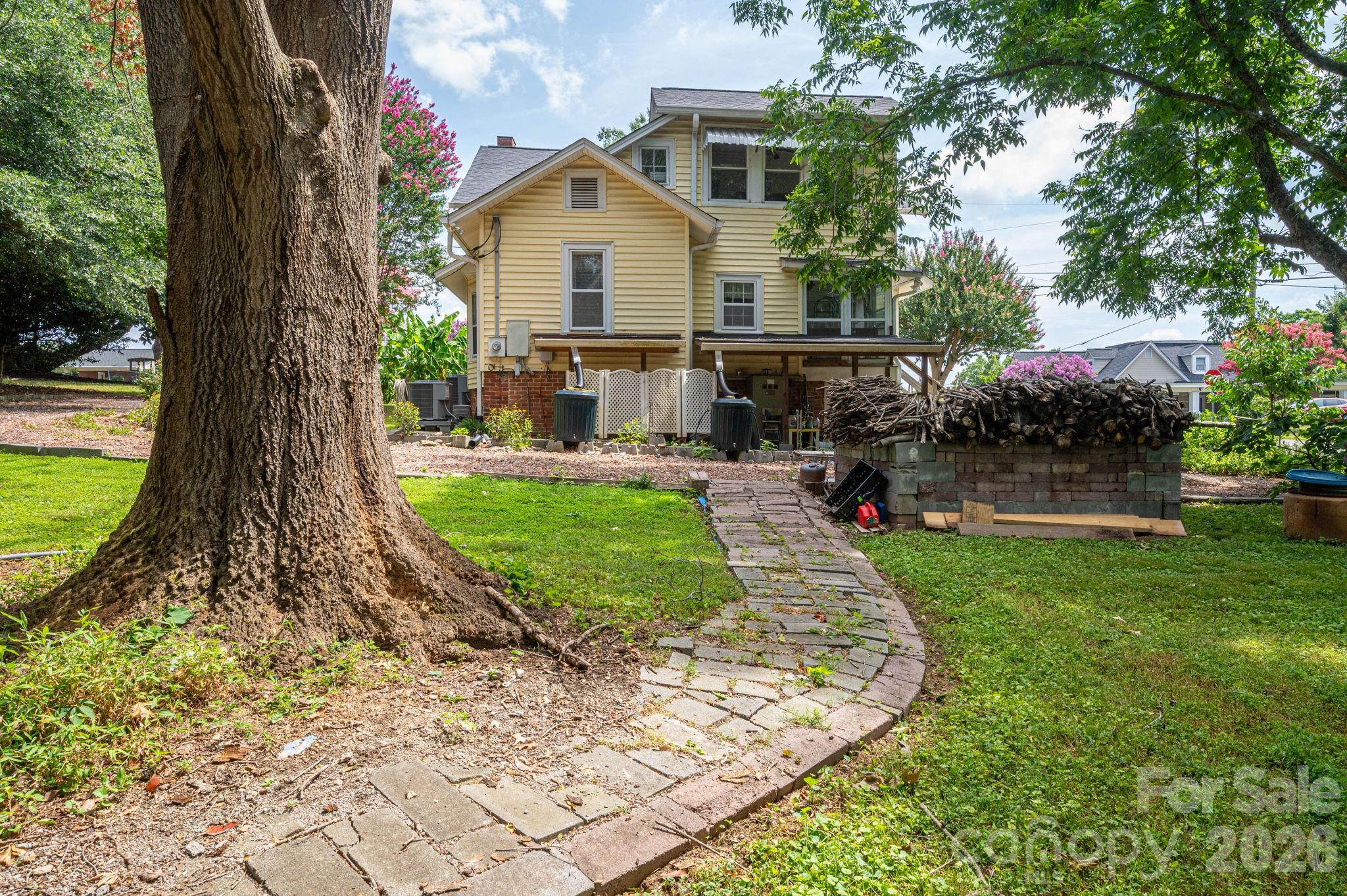 601 Forney Avenue — Lincolnton