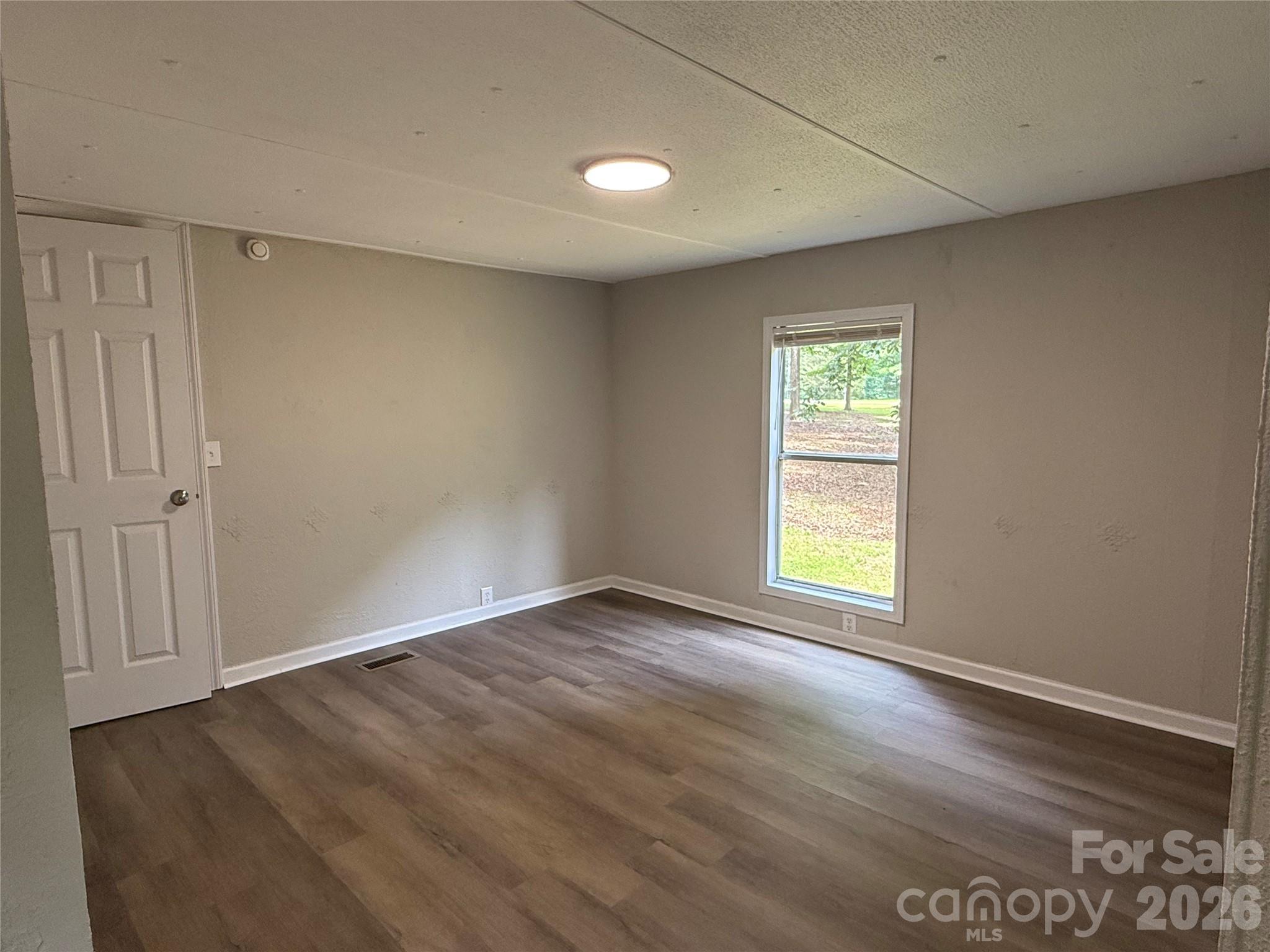 1140 Love Valley Road — Clover