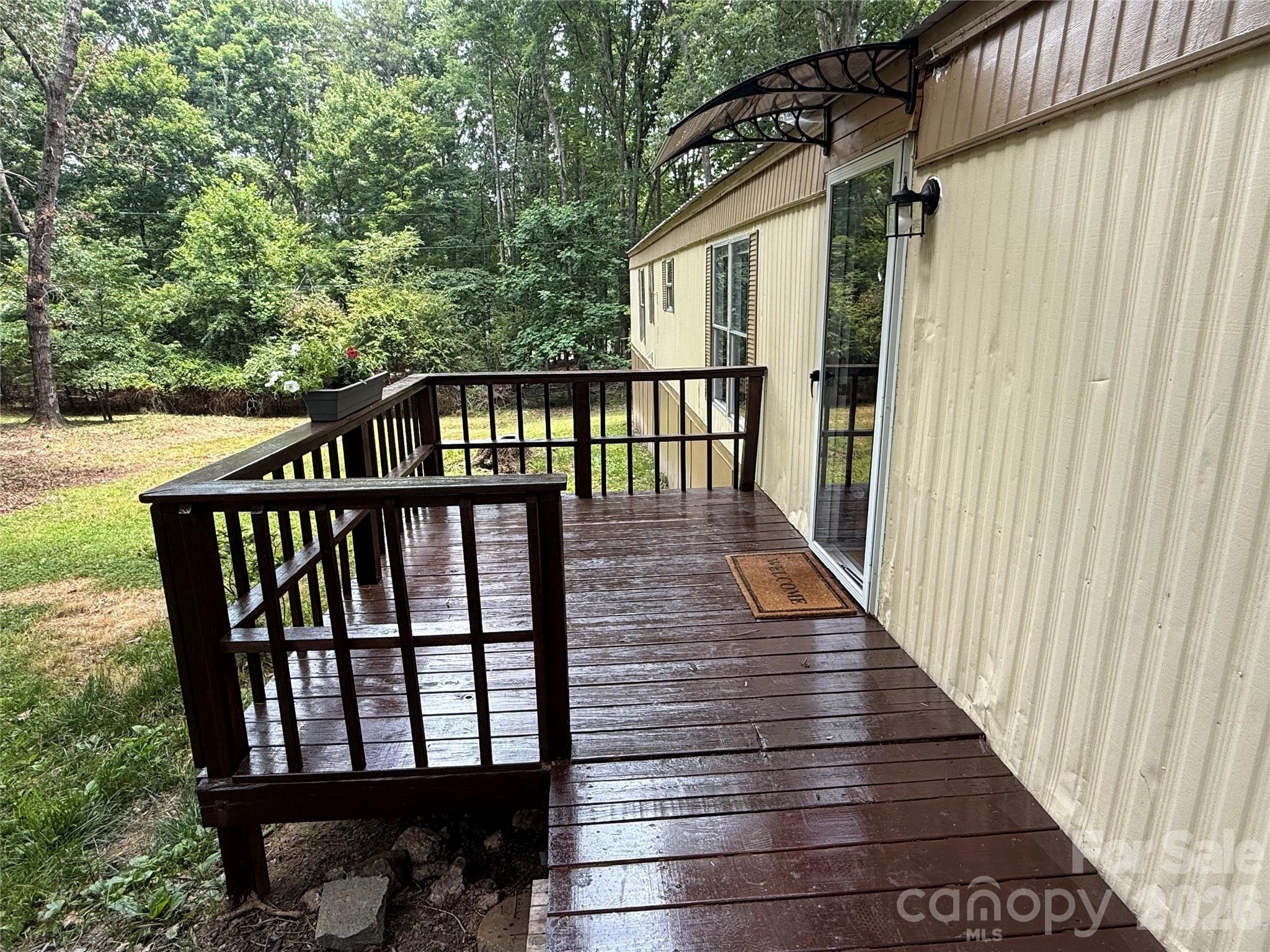 1140 Love Valley Road — Clover