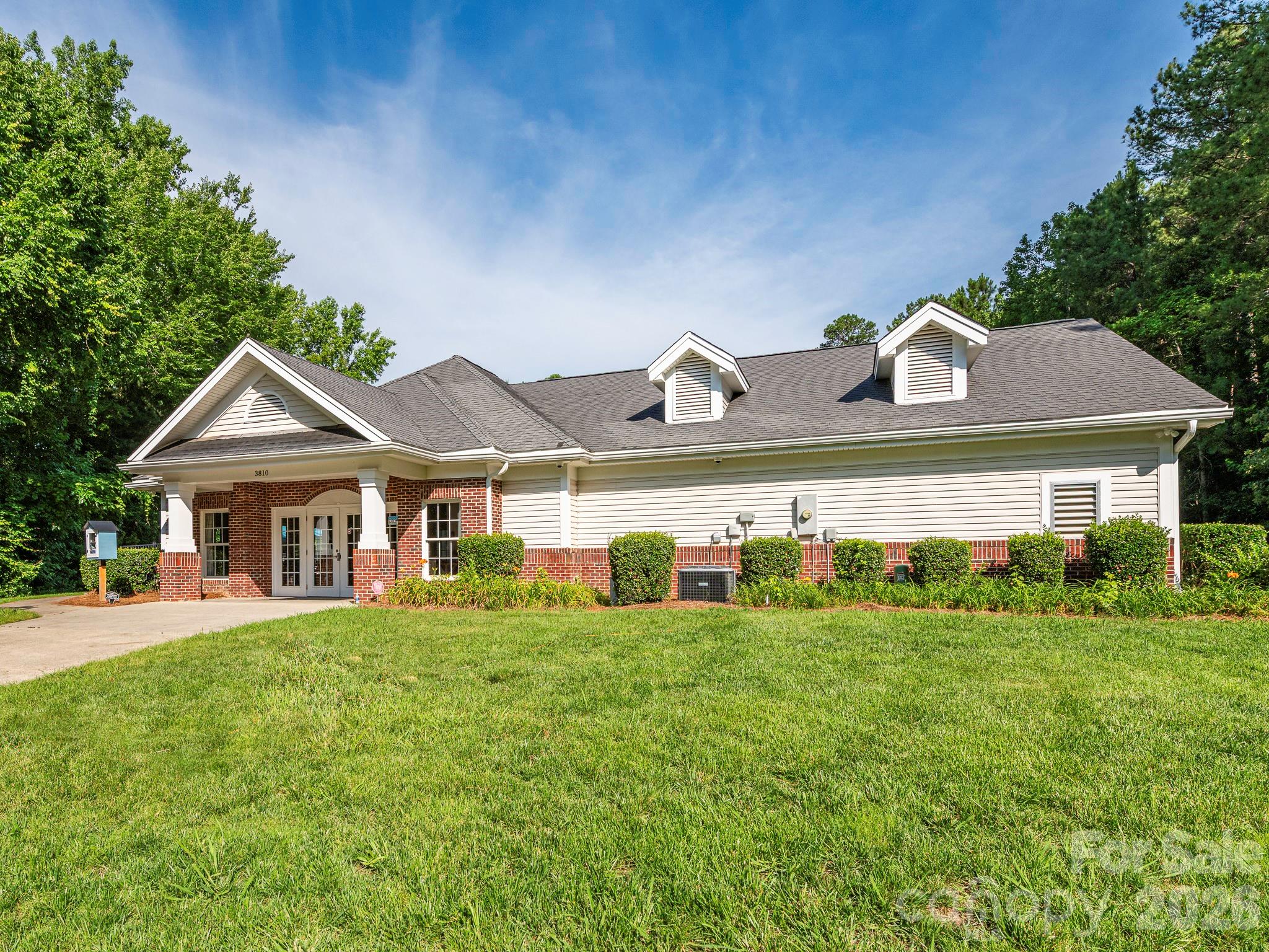 3926 Cameron Creek Drive — Matthews
