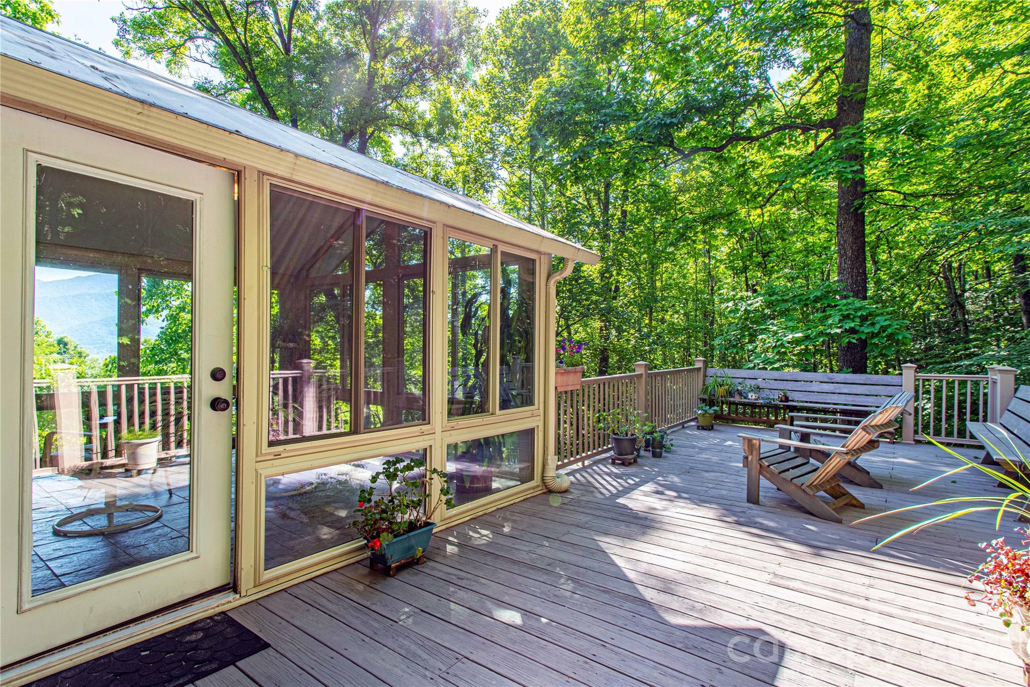 22 Great Aspen Way — Black Mountain