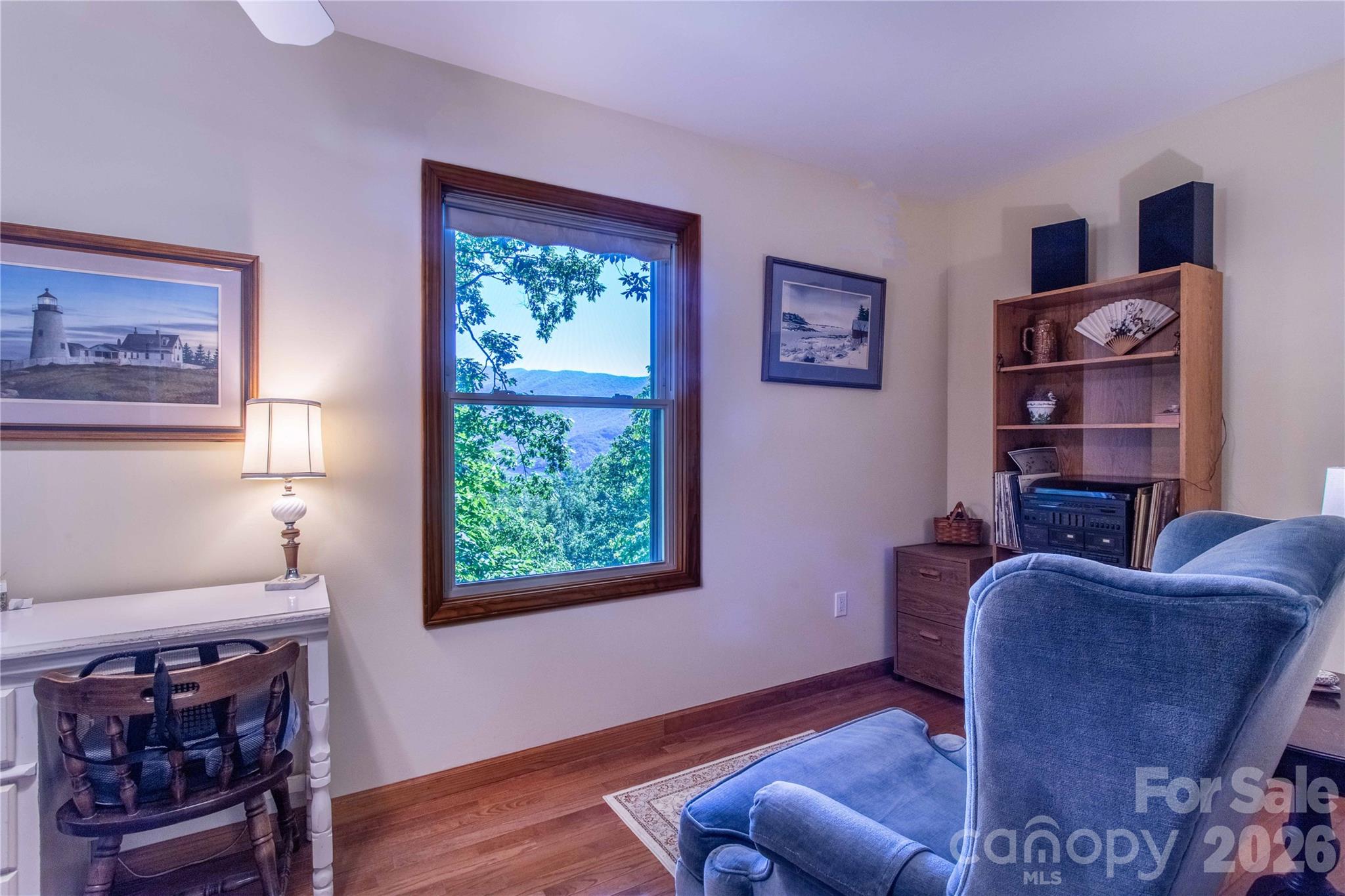 22 Great Aspen Way — Black Mountain