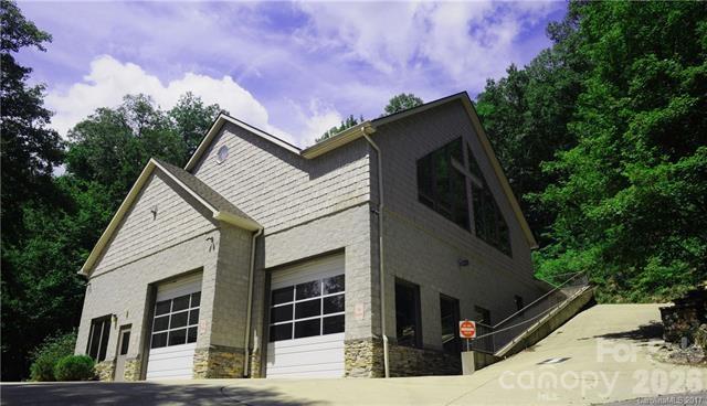 22 Great Aspen Way — Black Mountain