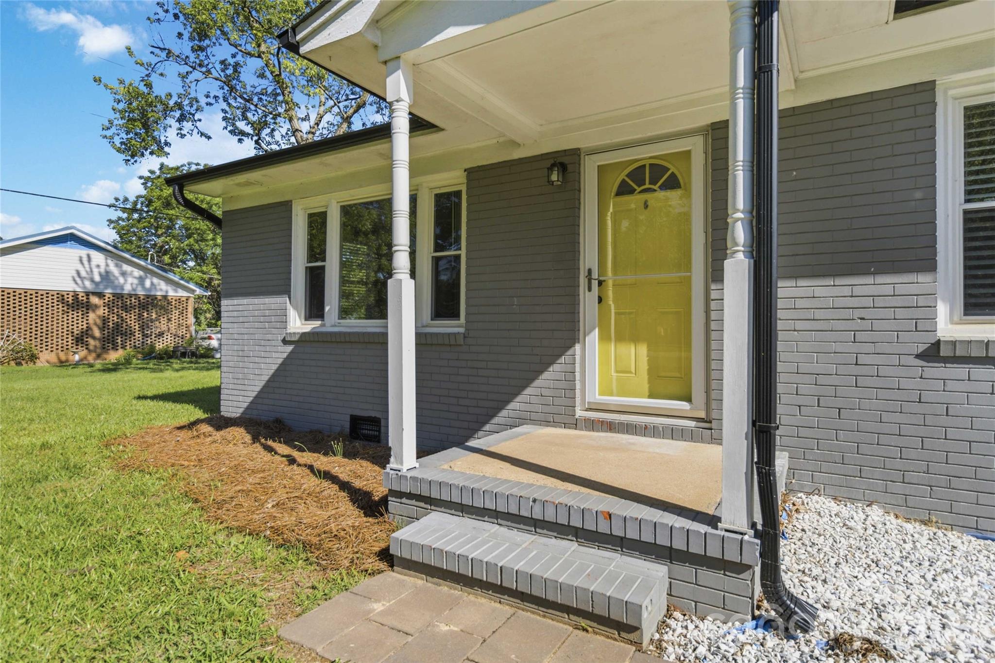 408 W Sandy Ridge Road — Monroe