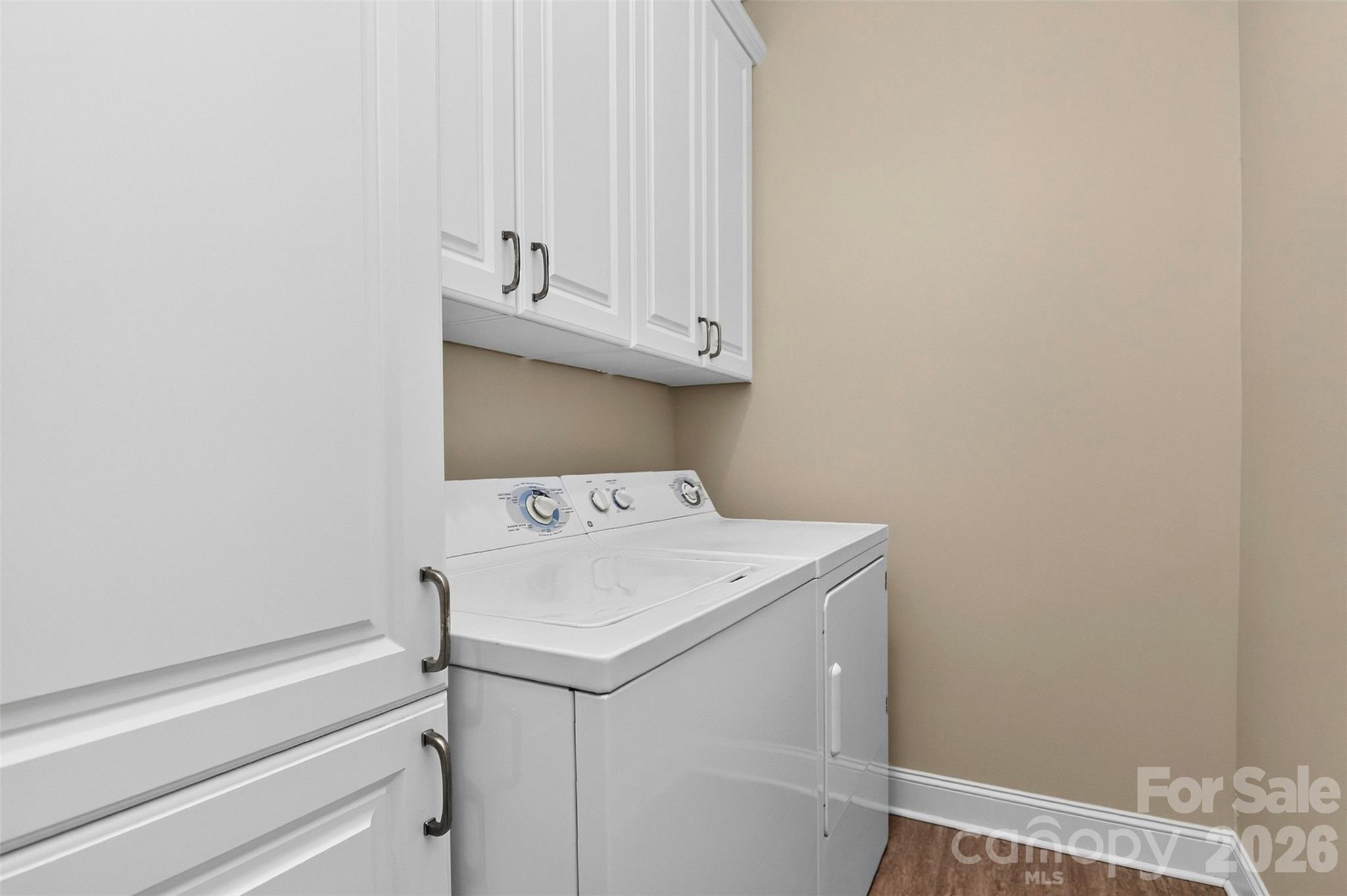 2374 Brooks Road — Chester