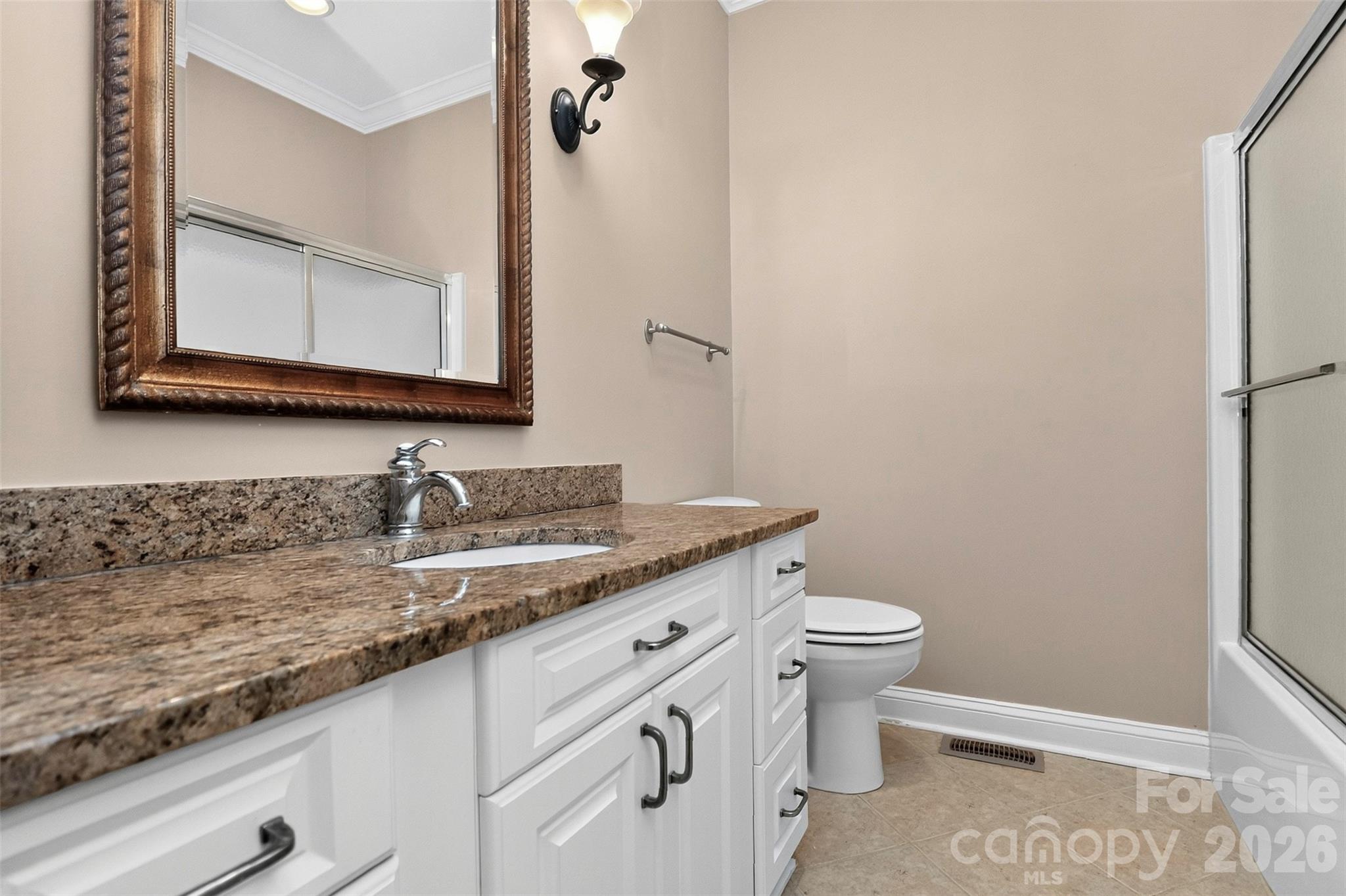 2374 Brooks Road — Chester