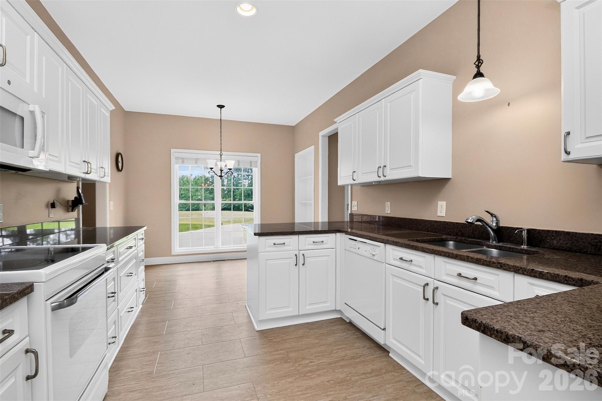 2374 Brooks Road — Chester