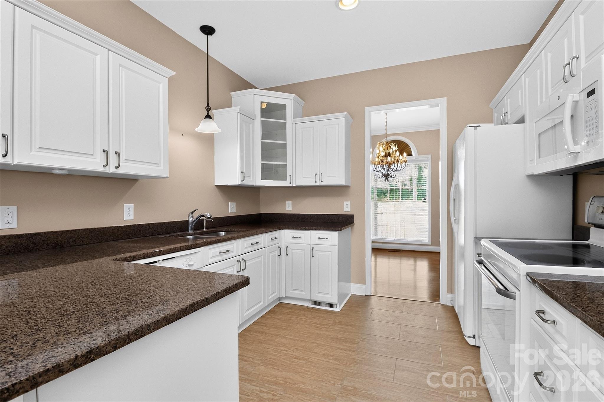 2374 Brooks Road — Chester