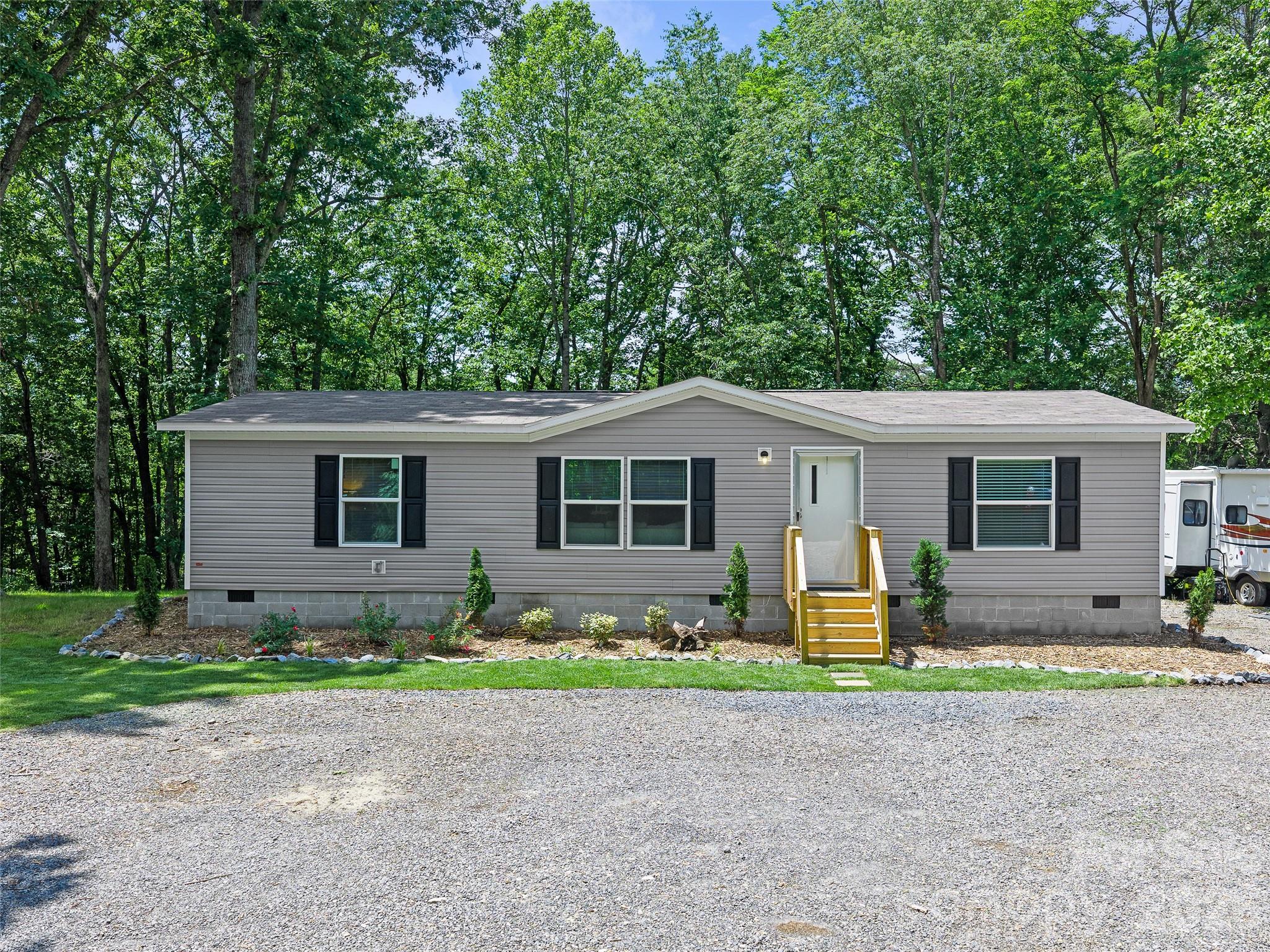 151 Mourning Dove Drive — Marion