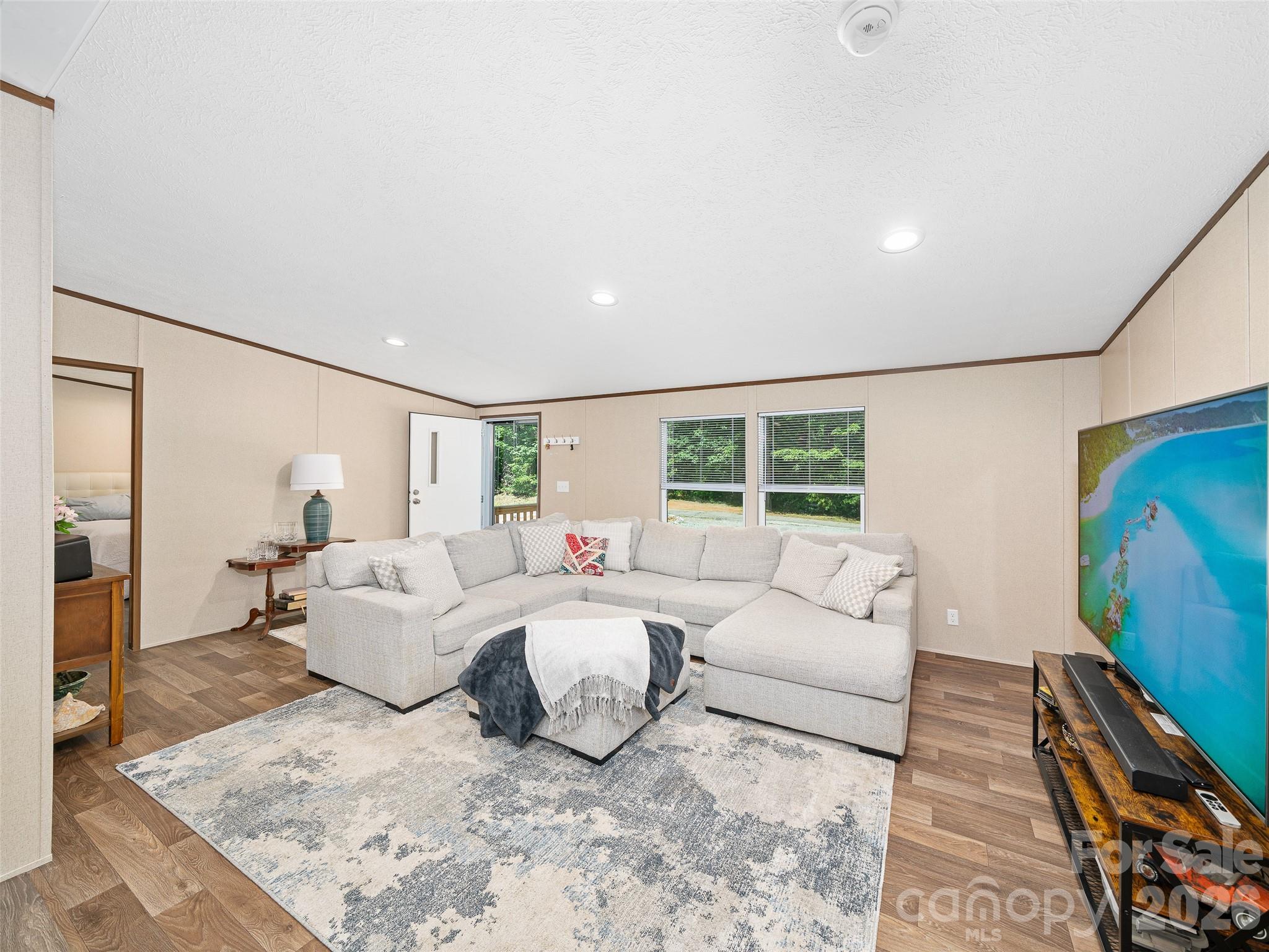 151 Mourning Dove Drive — Marion
