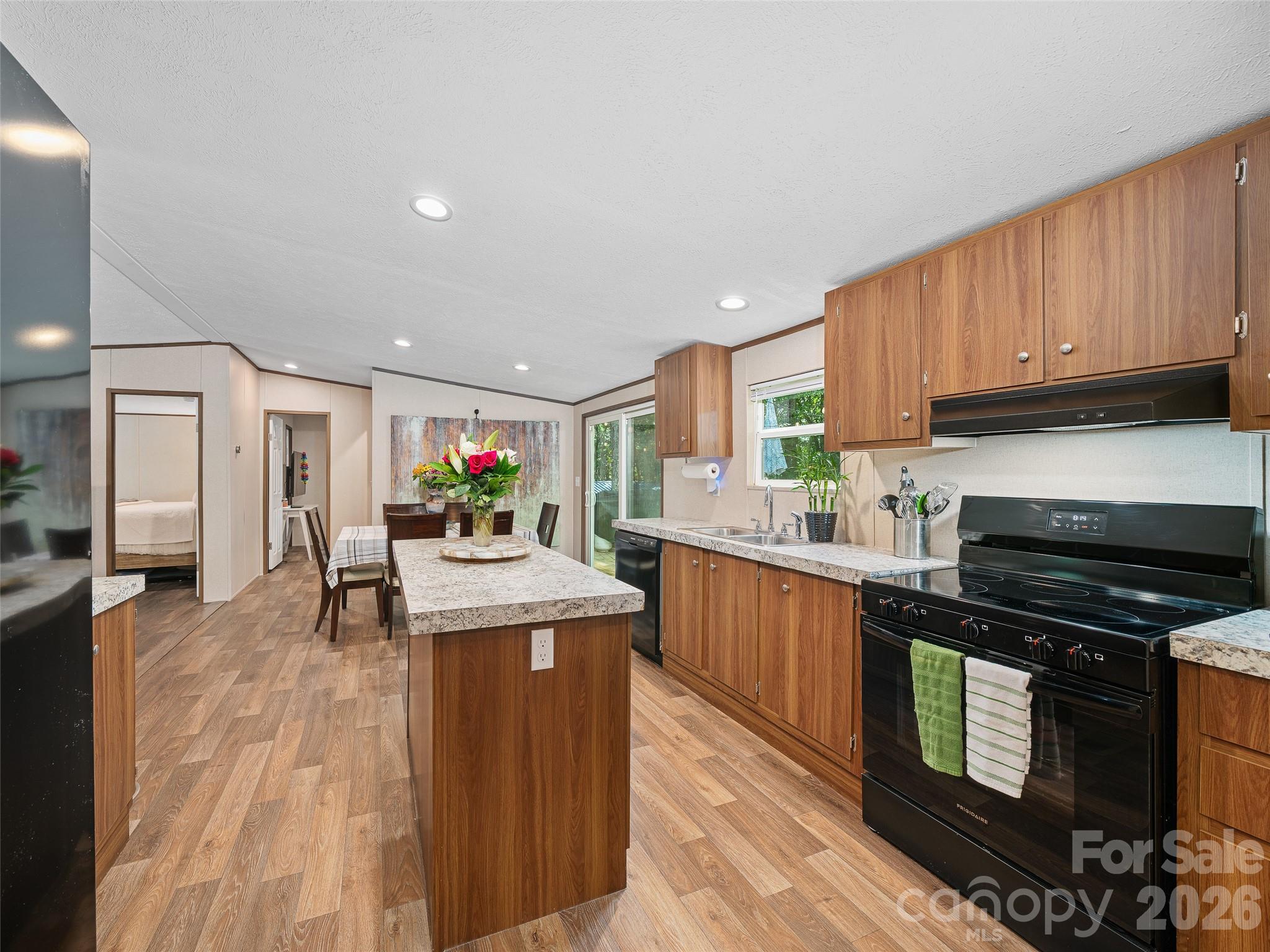 151 Mourning Dove Drive — Marion