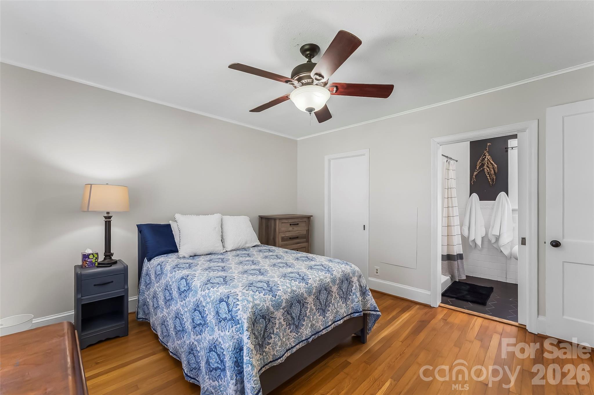 101 Falls Street — Morganton