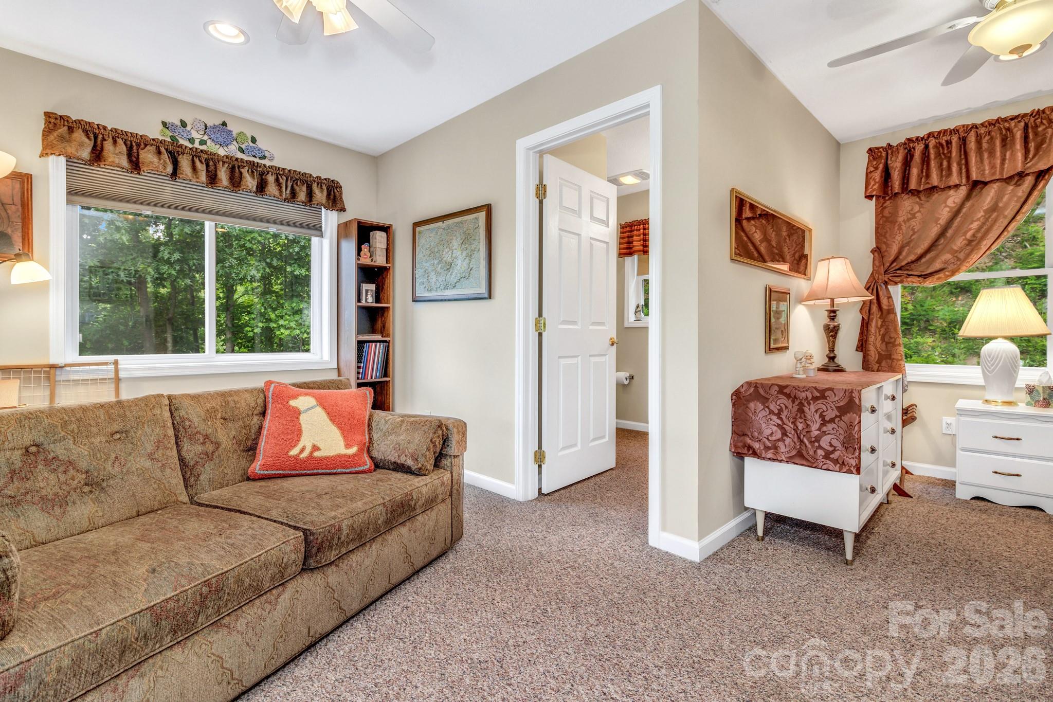 305 Majestic Mountain Drive — Burnsville