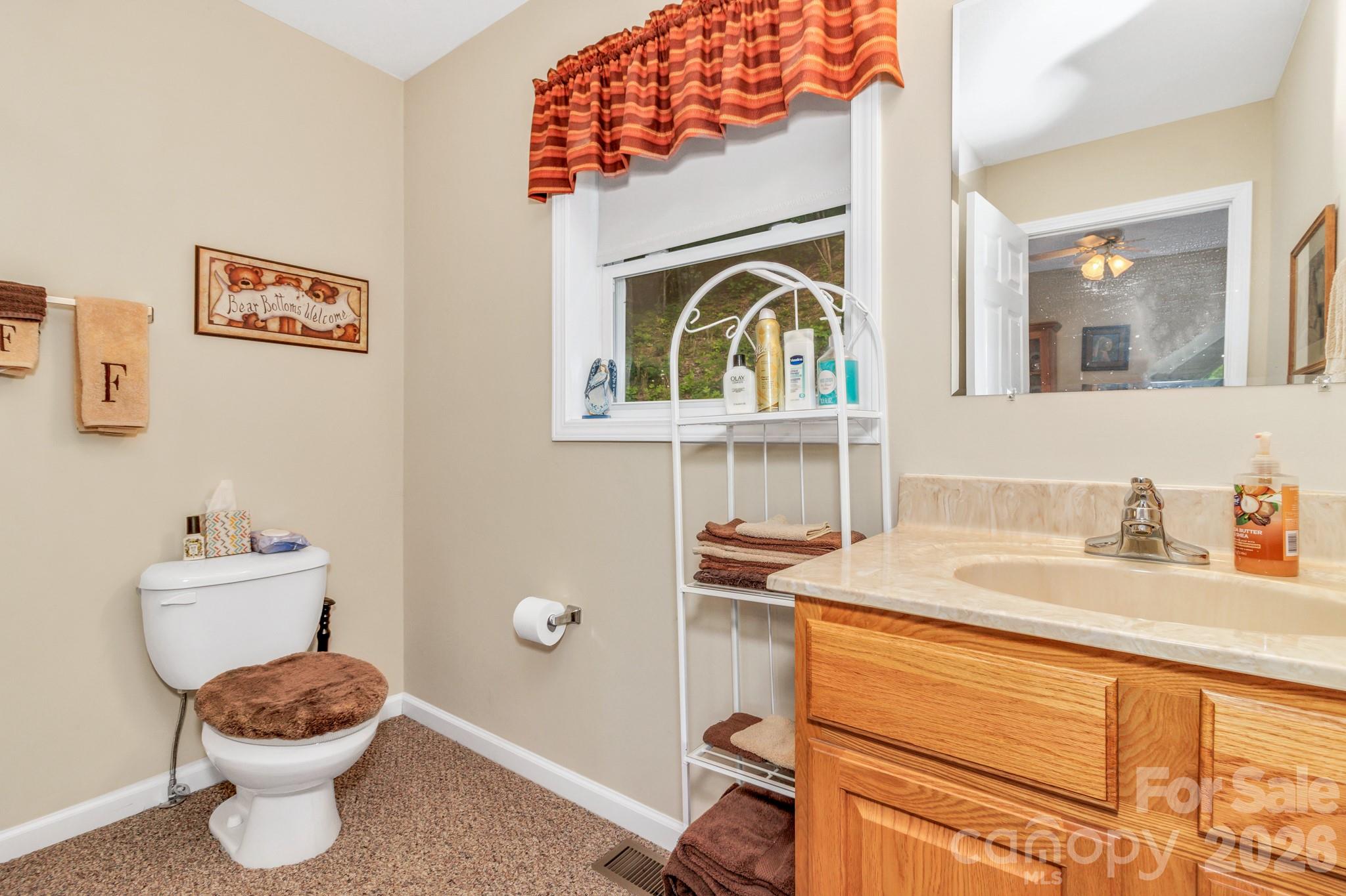 305 Majestic Mountain Drive — Burnsville