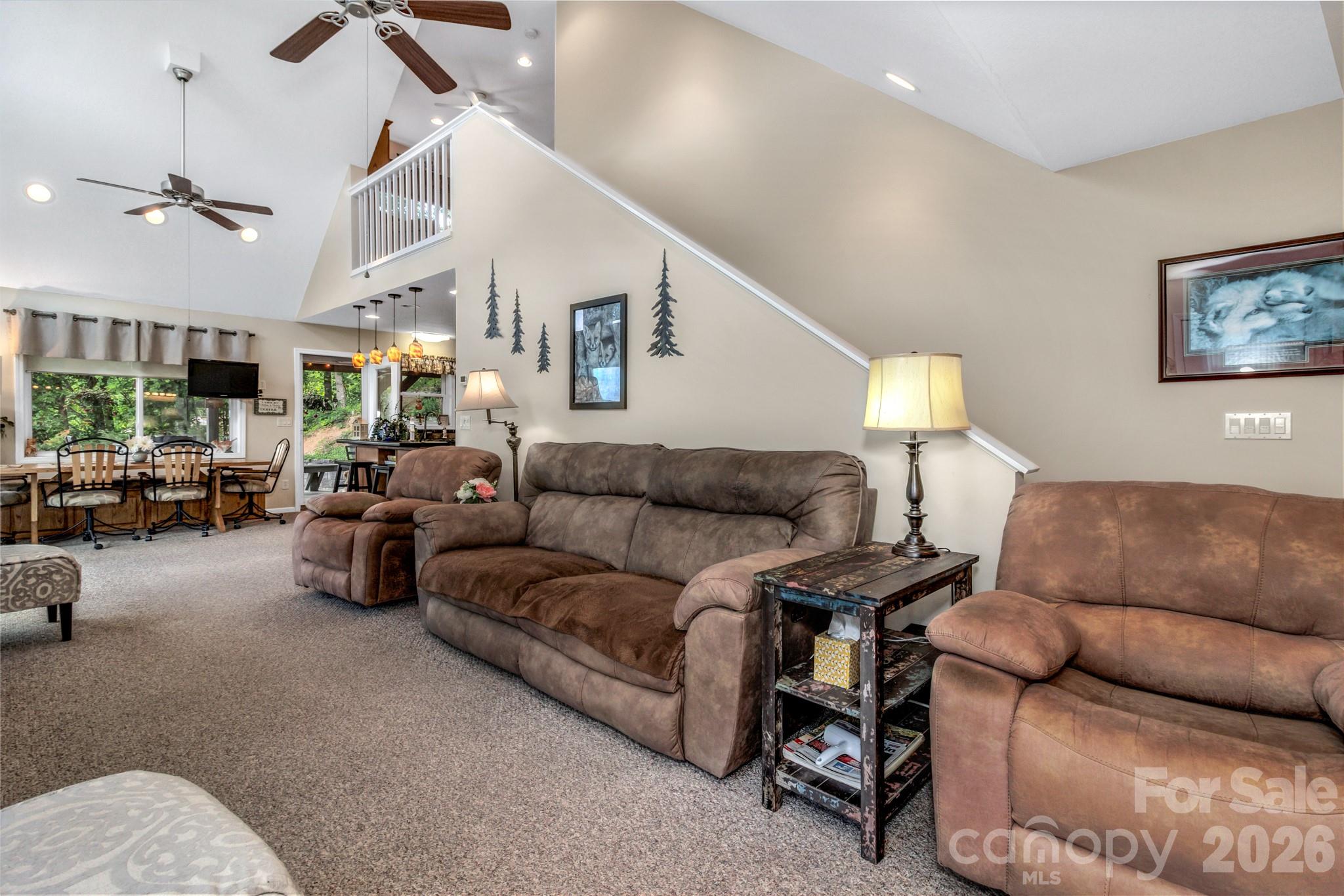 305 Majestic Mountain Drive — Burnsville