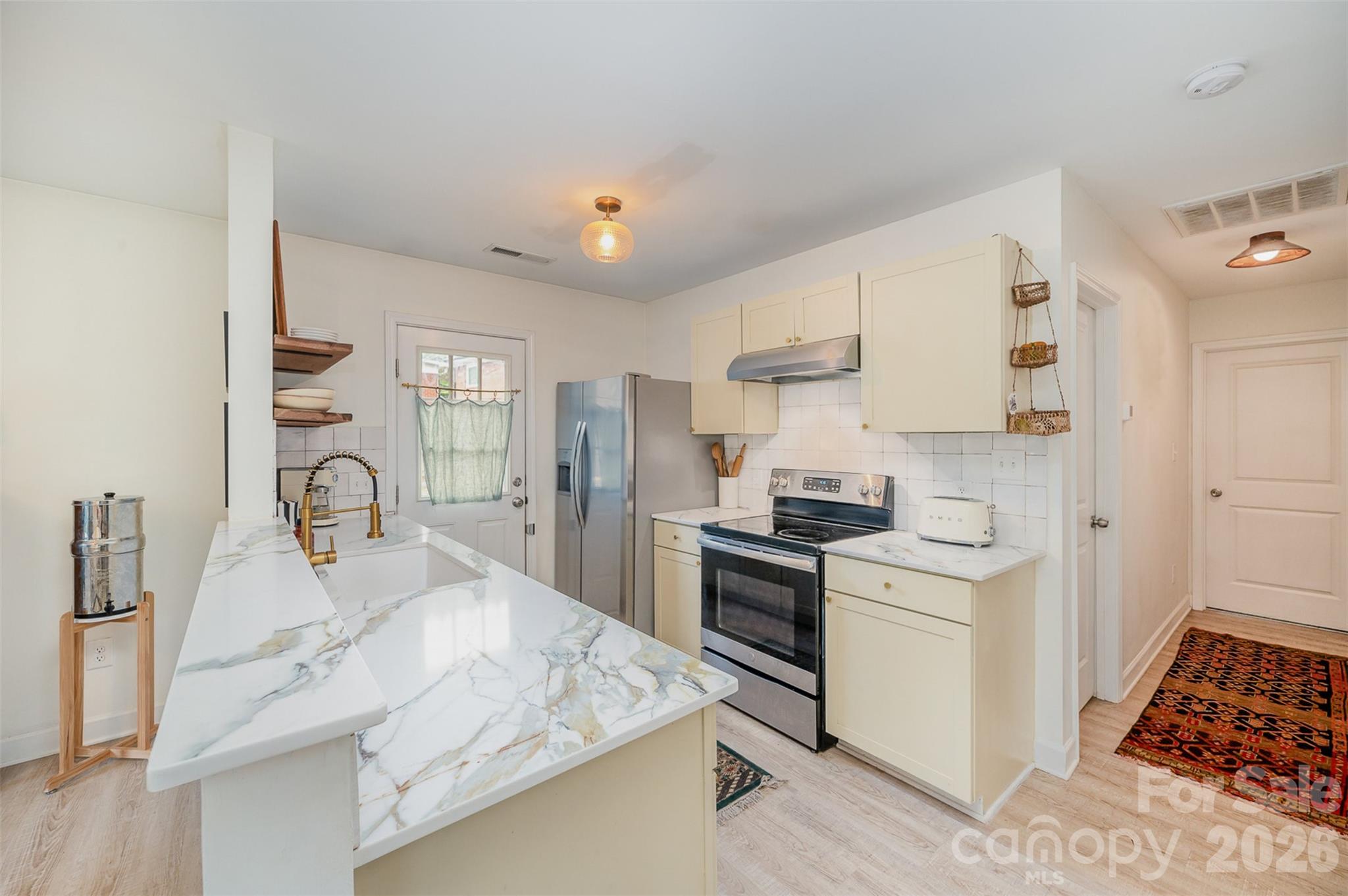 122 Crowell Drive NW — Concord
