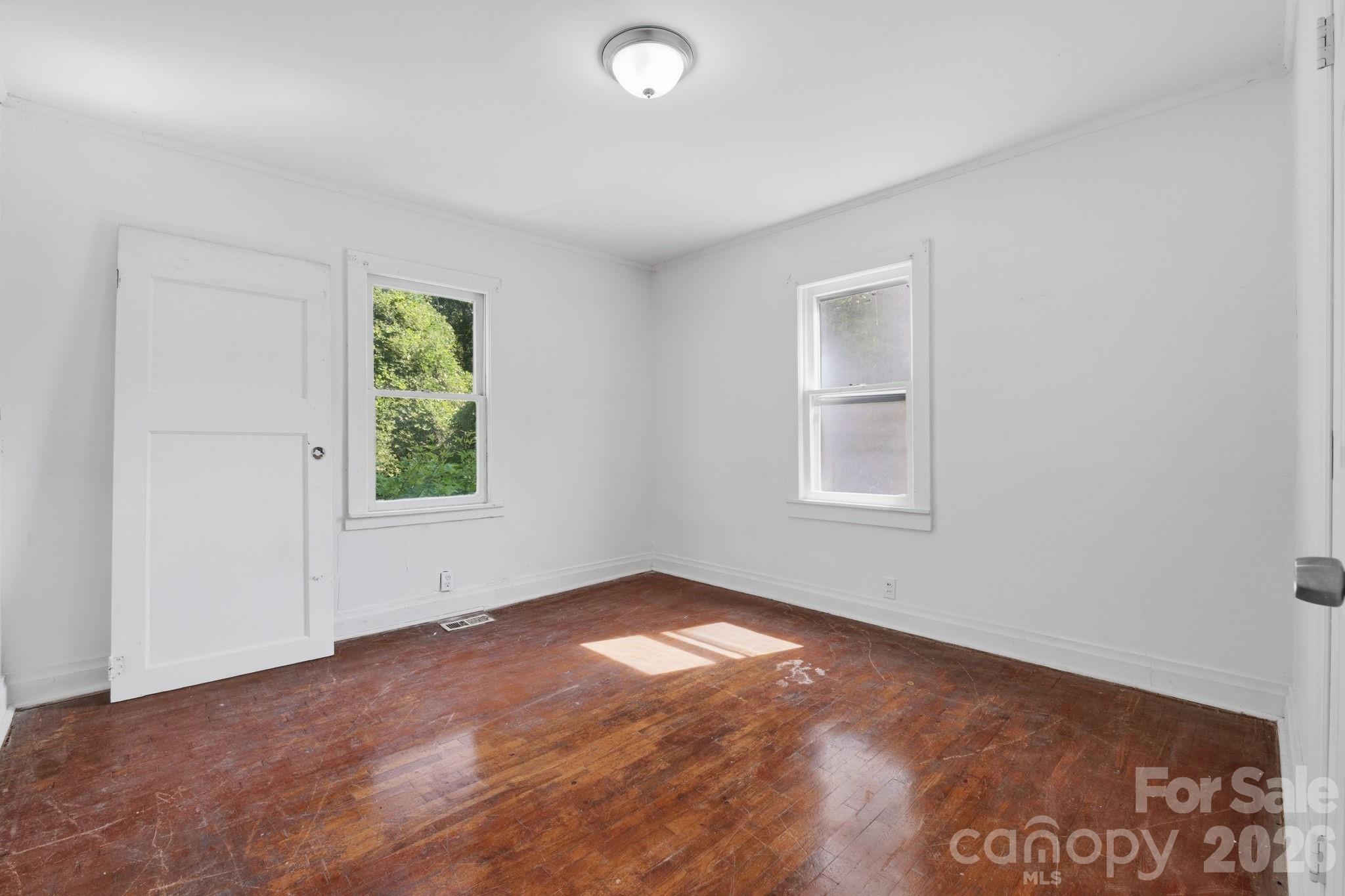 1208 E Arch Street — Lancaster