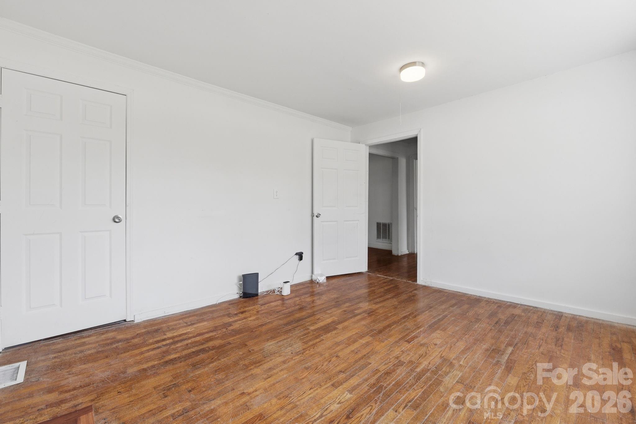 1208 E Arch Street — Lancaster