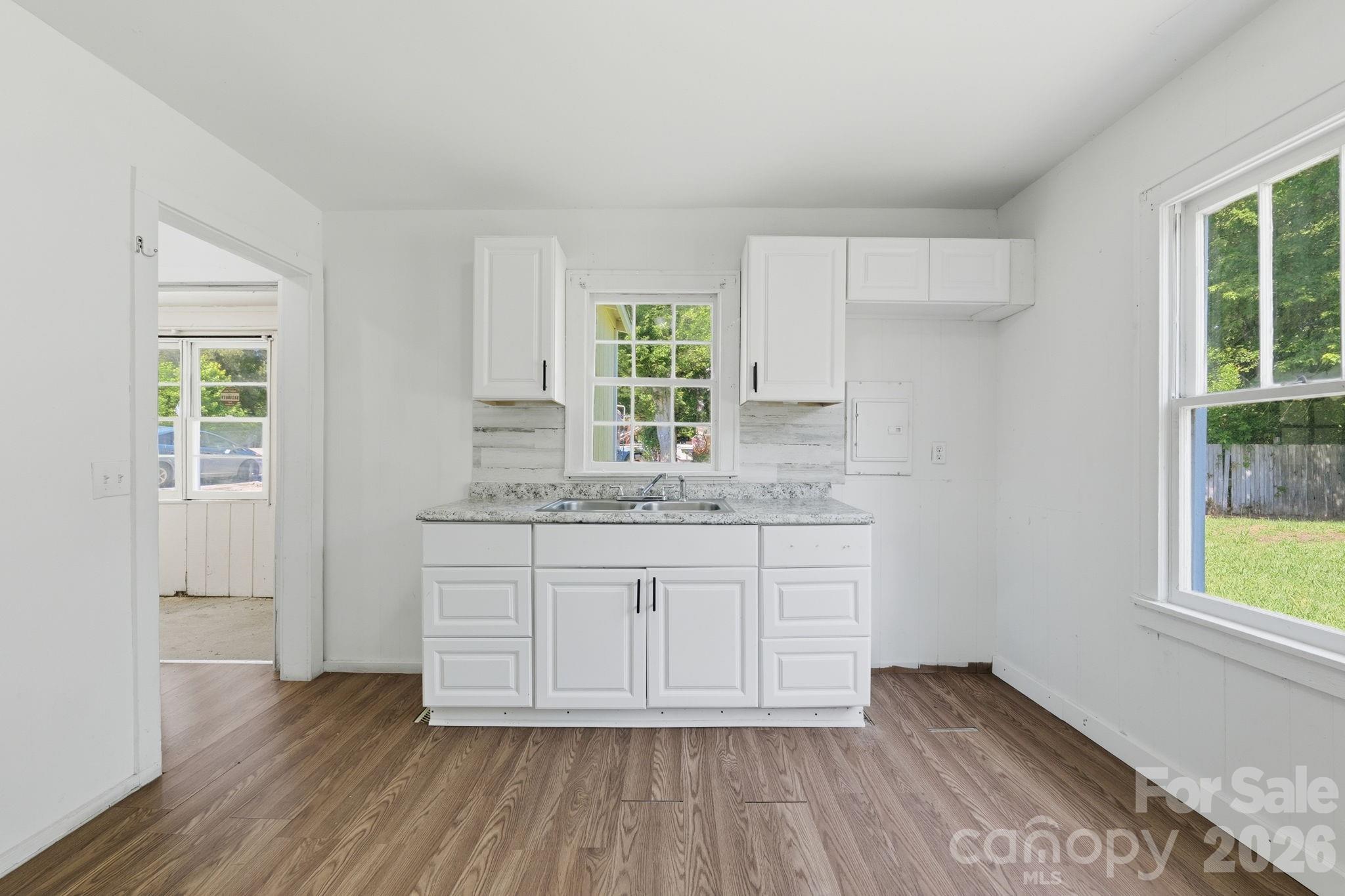 1208 E Arch Street — Lancaster