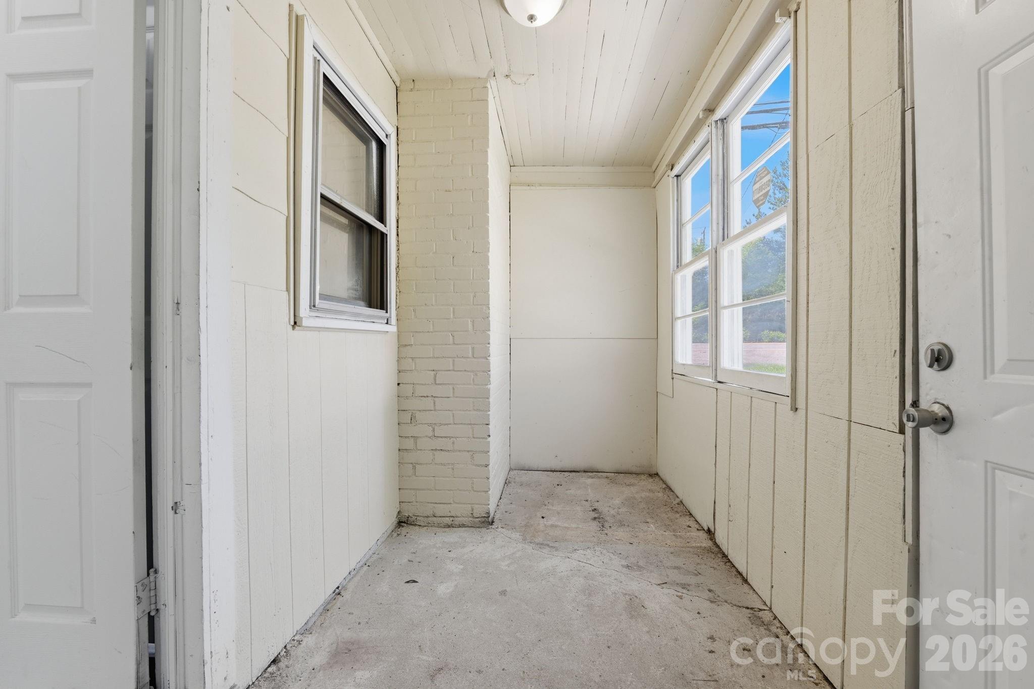1208 E Arch Street — Lancaster