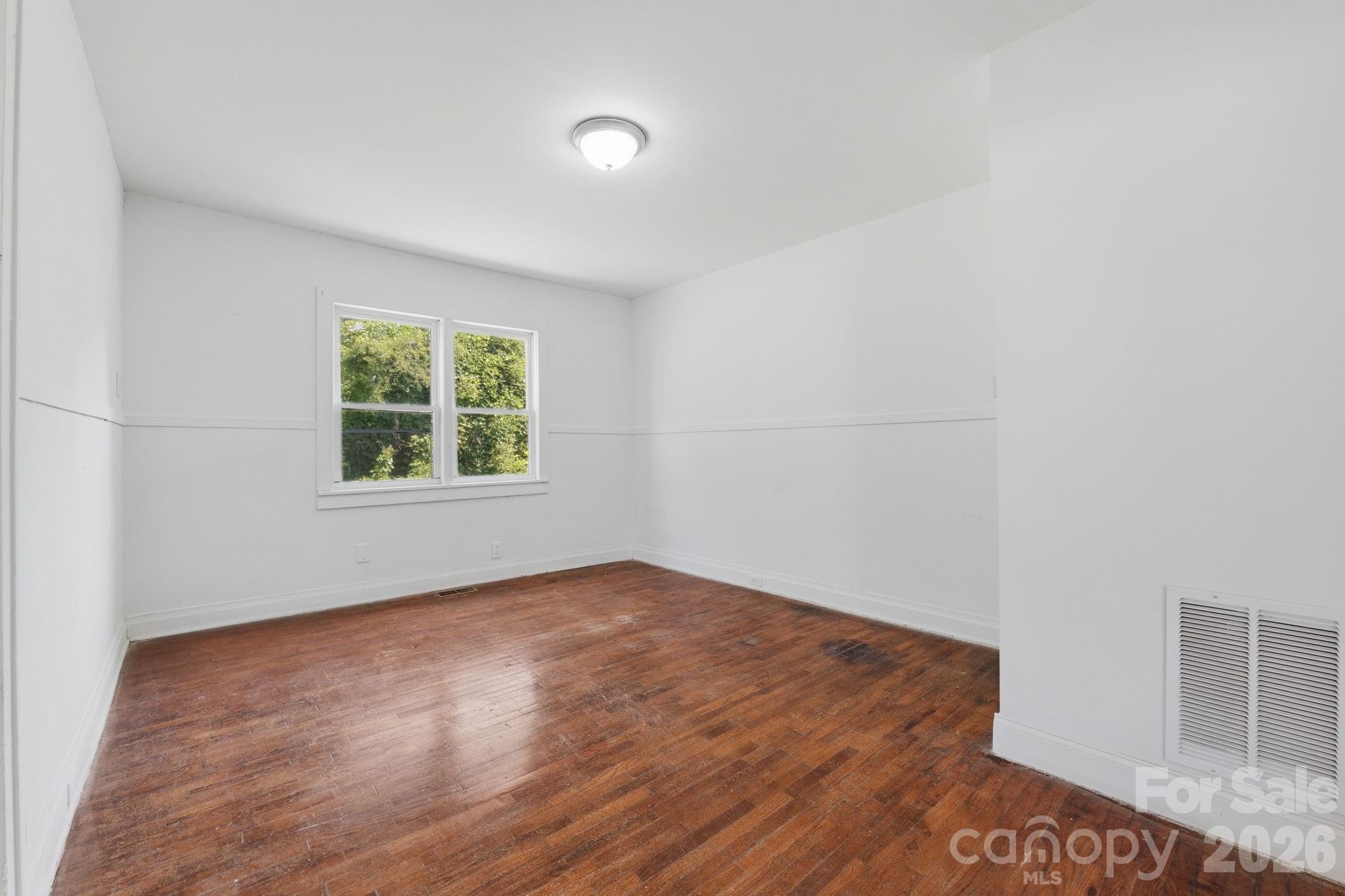 1208 E Arch Street — Lancaster