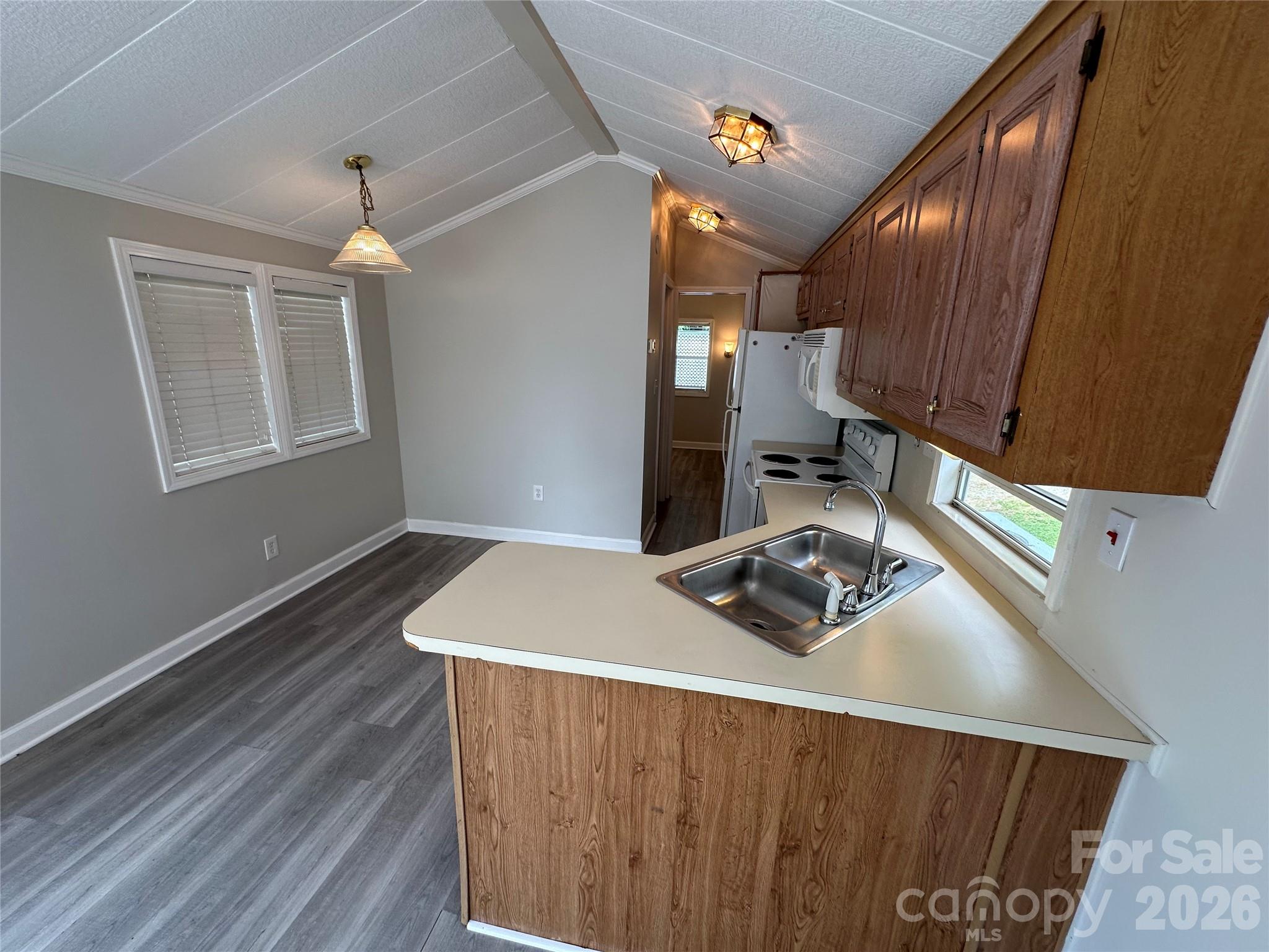115 Badin View Road — New London