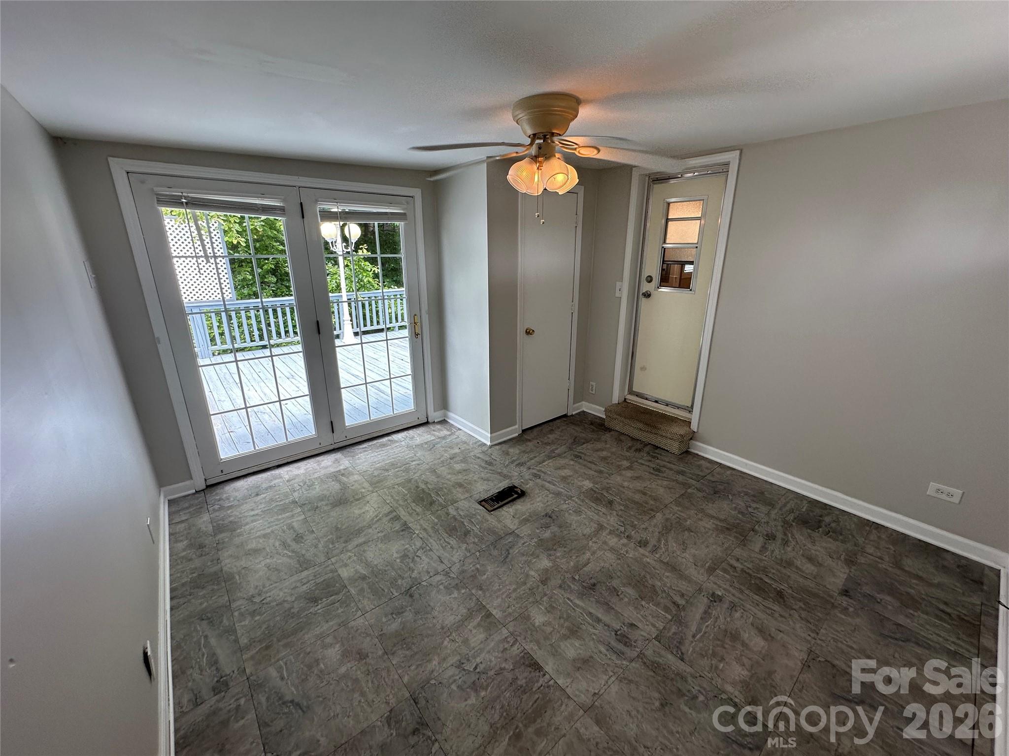 115 Badin View Road — New London