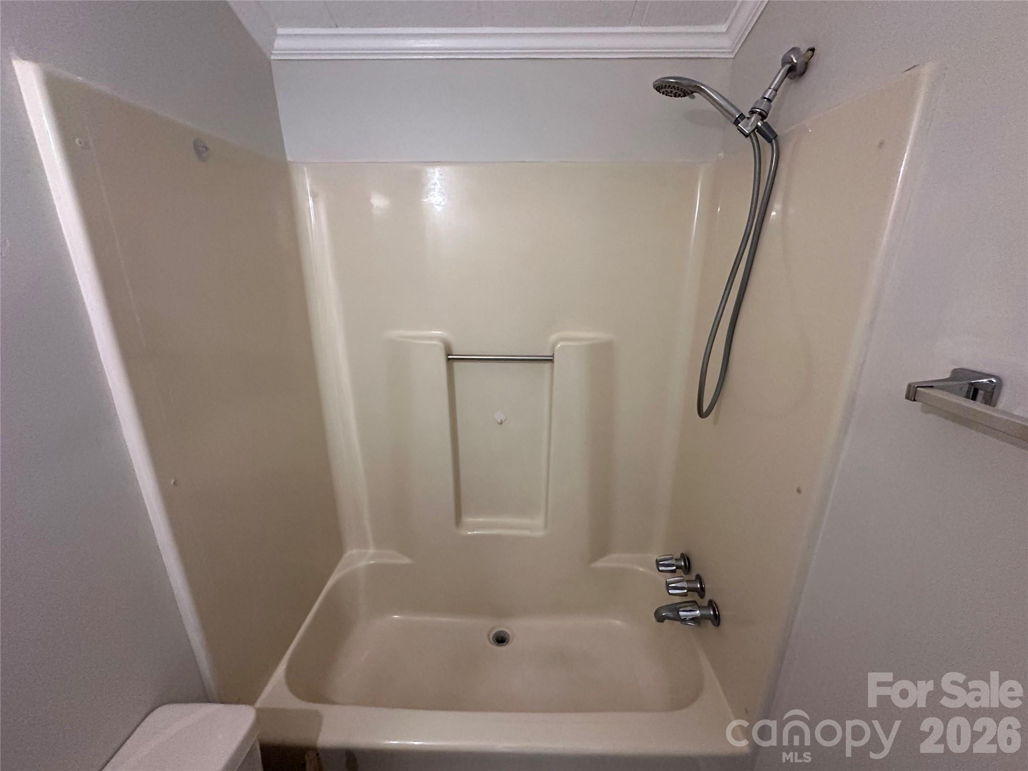 115 Badin View Road — New London