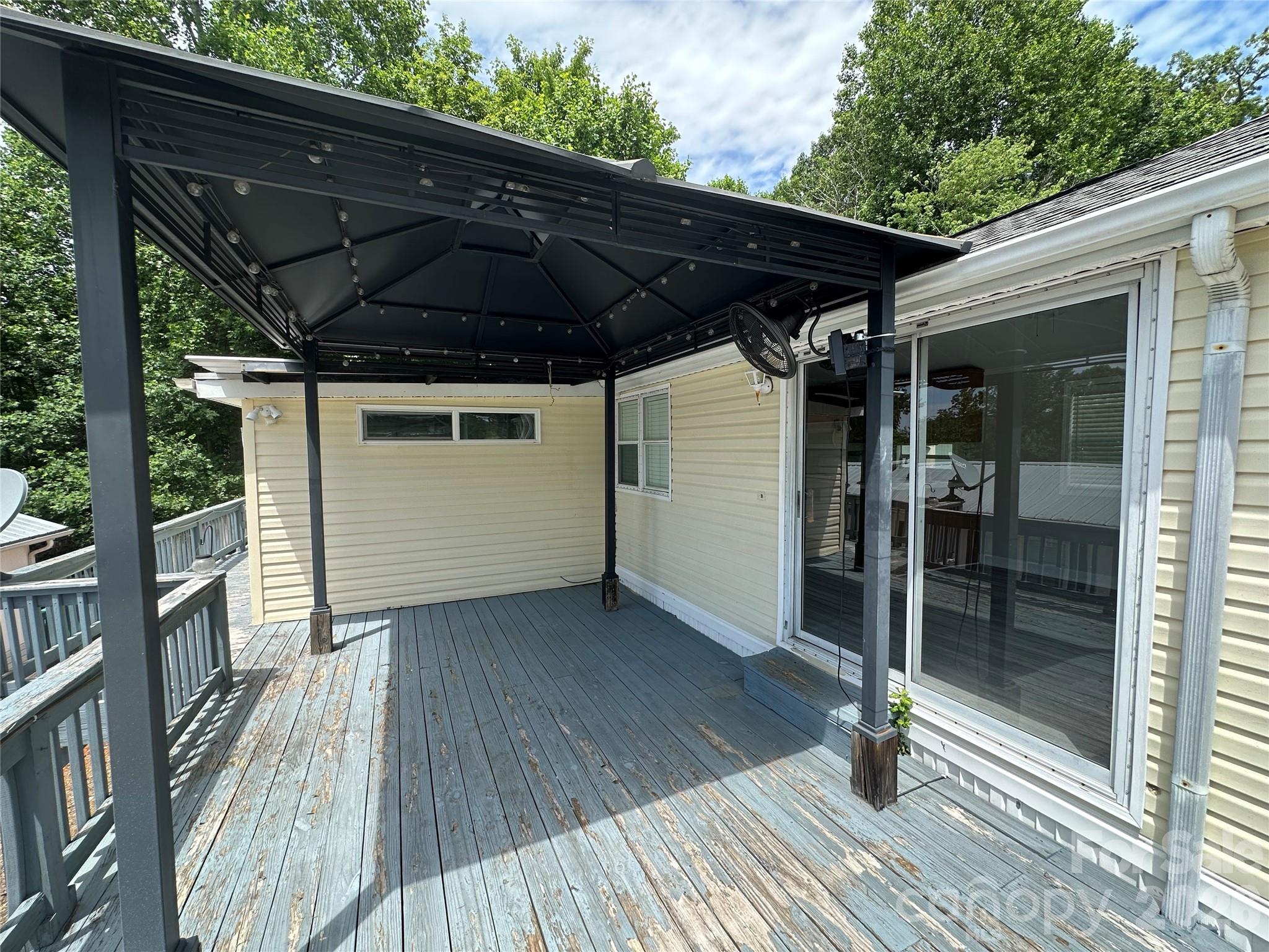 115 Badin View Road — New London