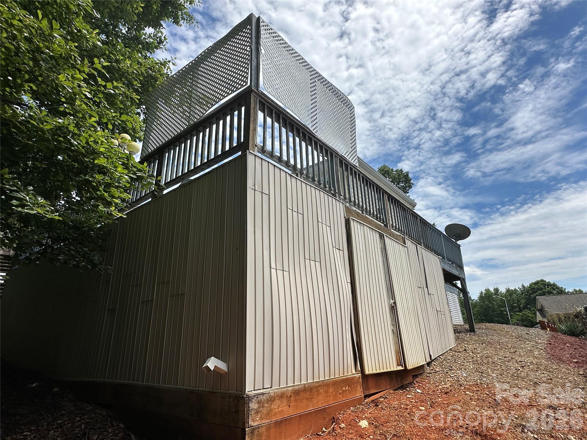 115 Badin View Road — New London