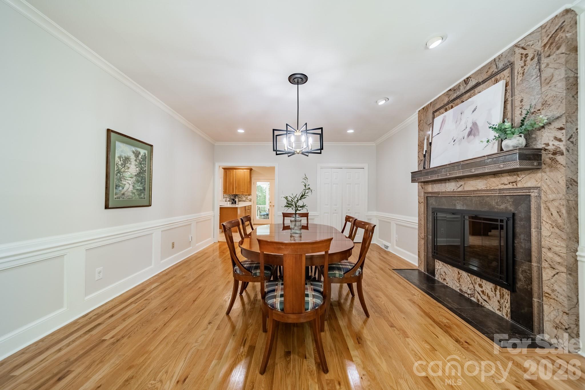 506 Abbotsford Court — Charlotte
