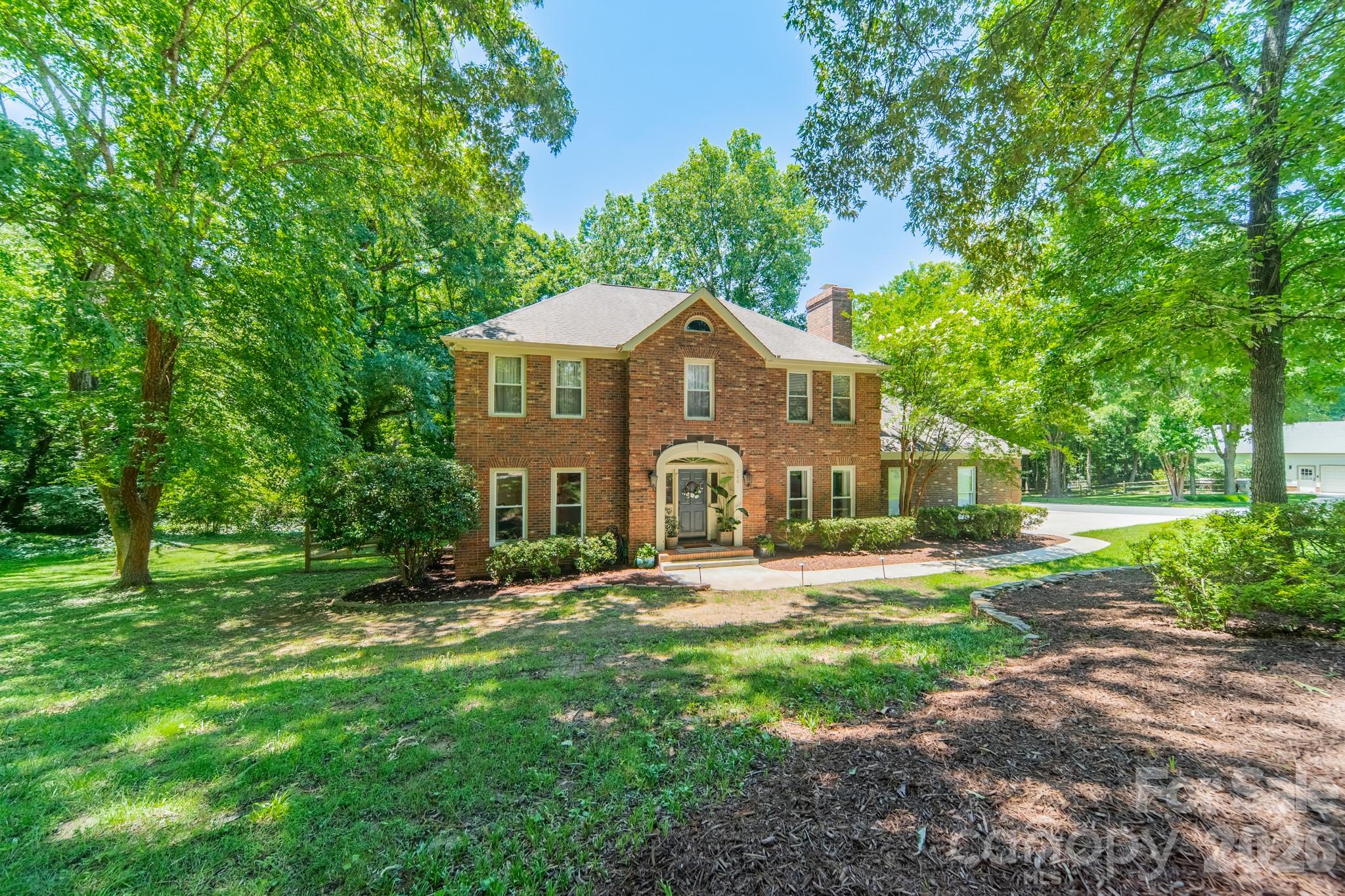 506 Abbotsford Court — Charlotte