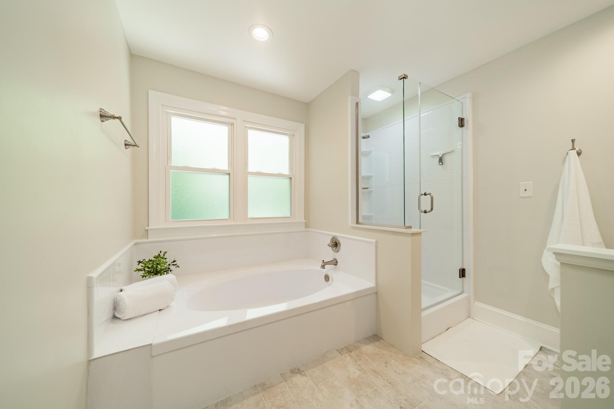 506 Abbotsford Court — Charlotte