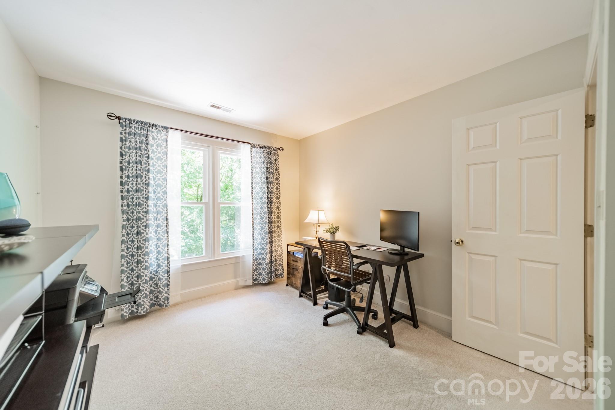 506 Abbotsford Court — Charlotte