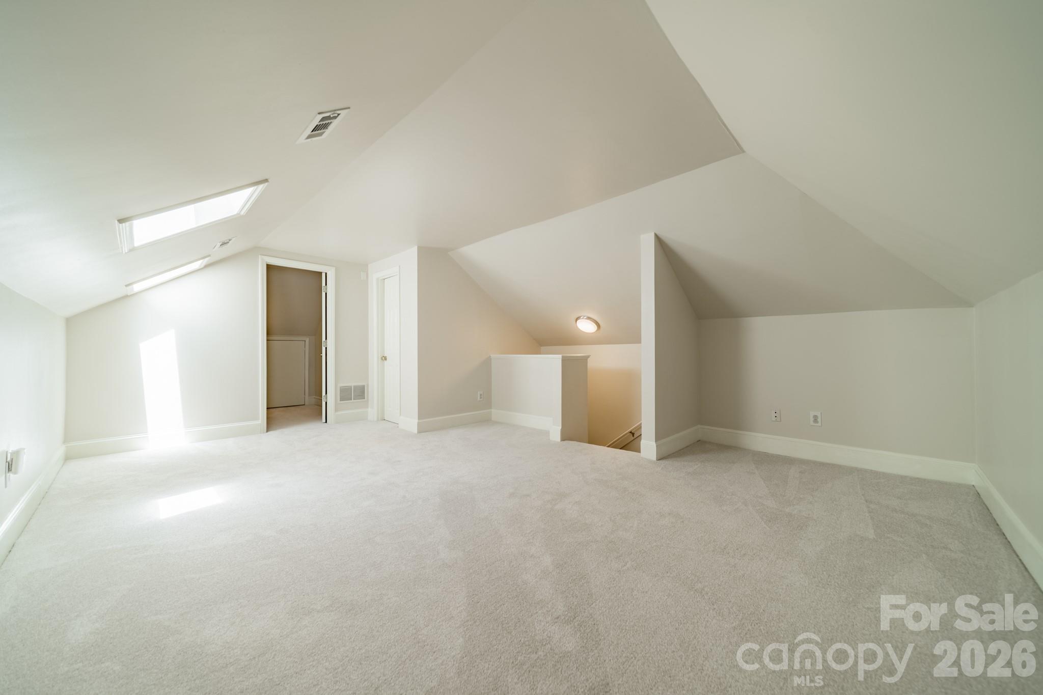 506 Abbotsford Court — Charlotte