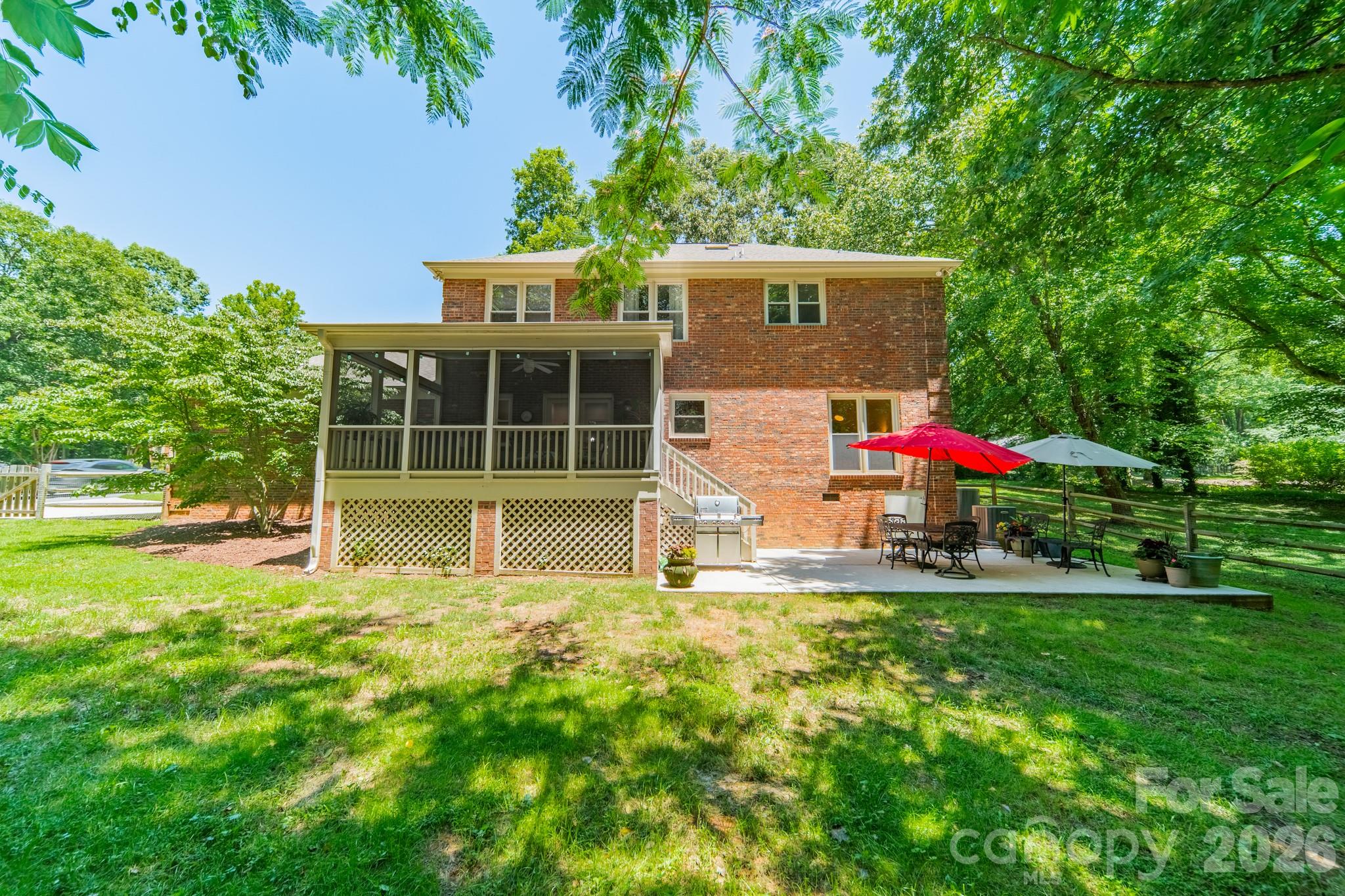 506 Abbotsford Court — Charlotte