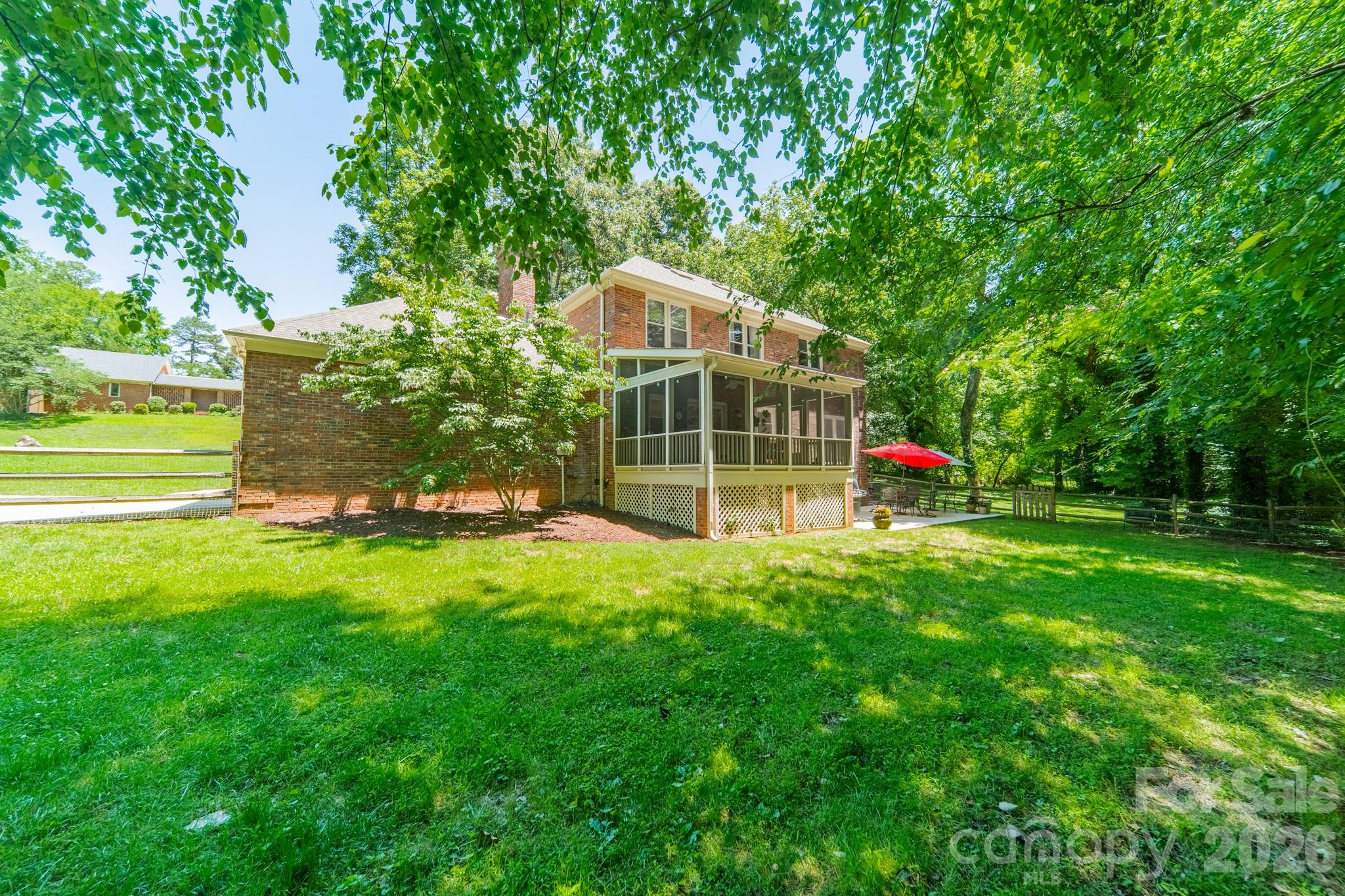 506 Abbotsford Court — Charlotte