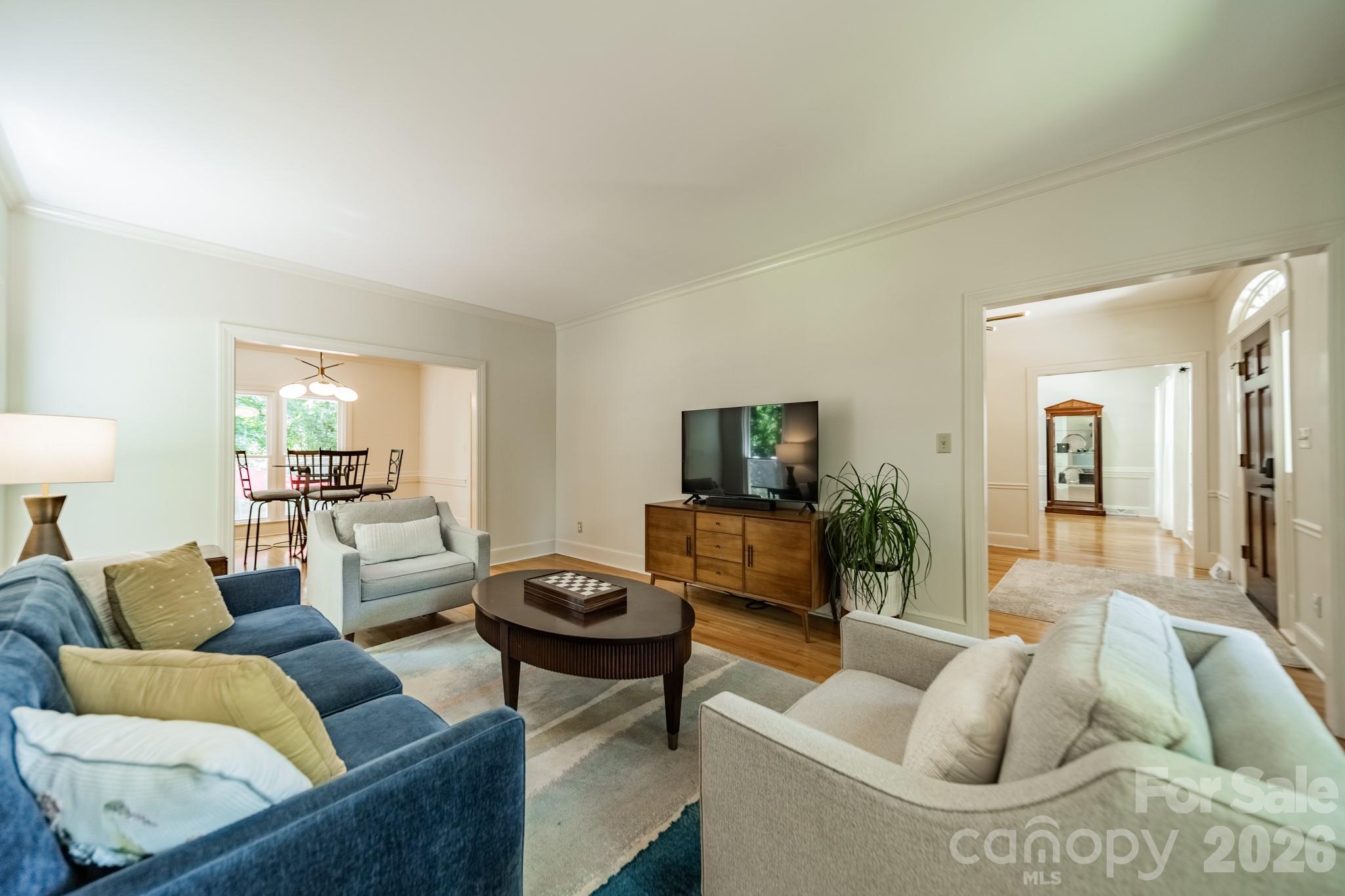 506 Abbotsford Court — Charlotte