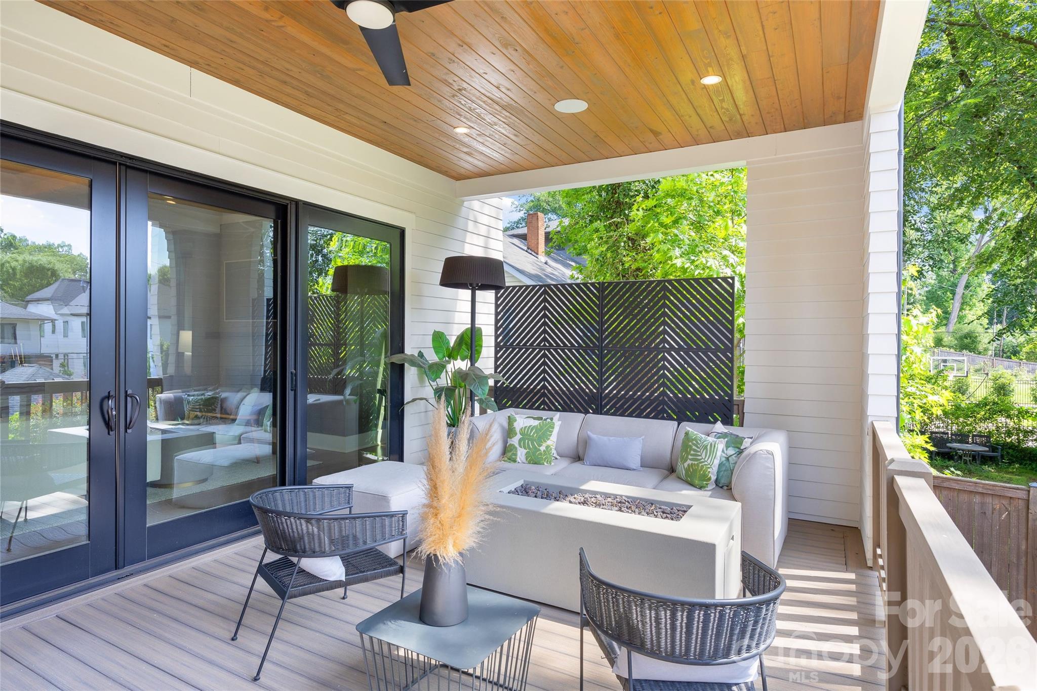 433 Atherton Street — Charlotte