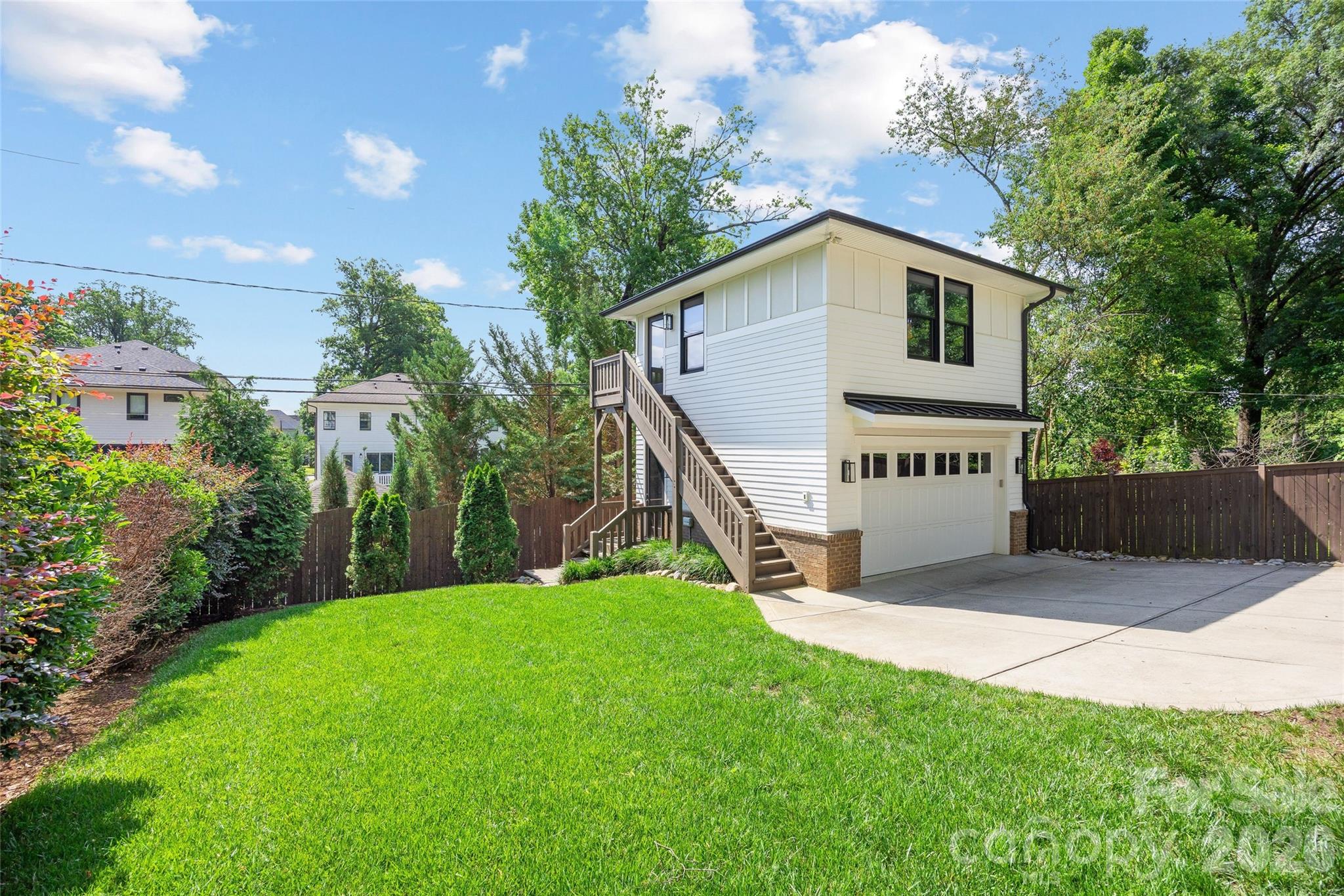 433 Atherton Street — Charlotte