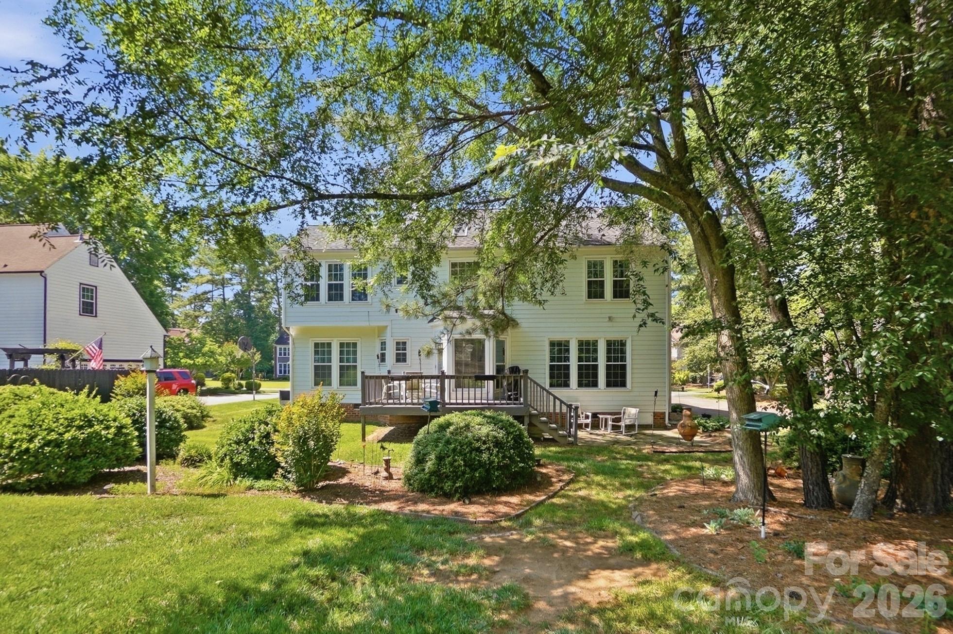 12100 Provincetowne Drive — Charlotte