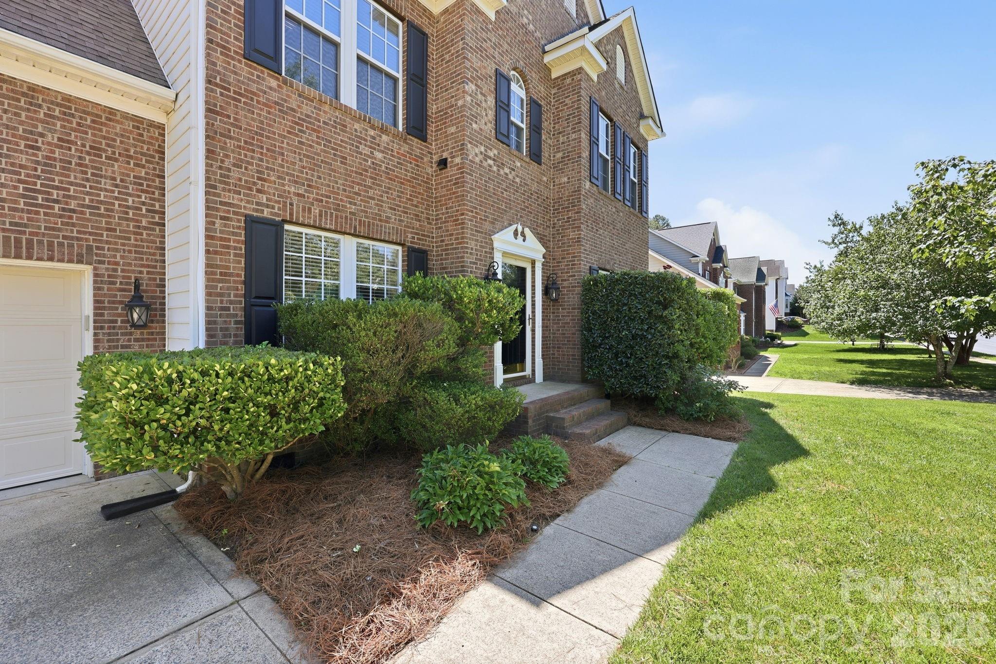 4439 Rock Stream Drive — Charlotte