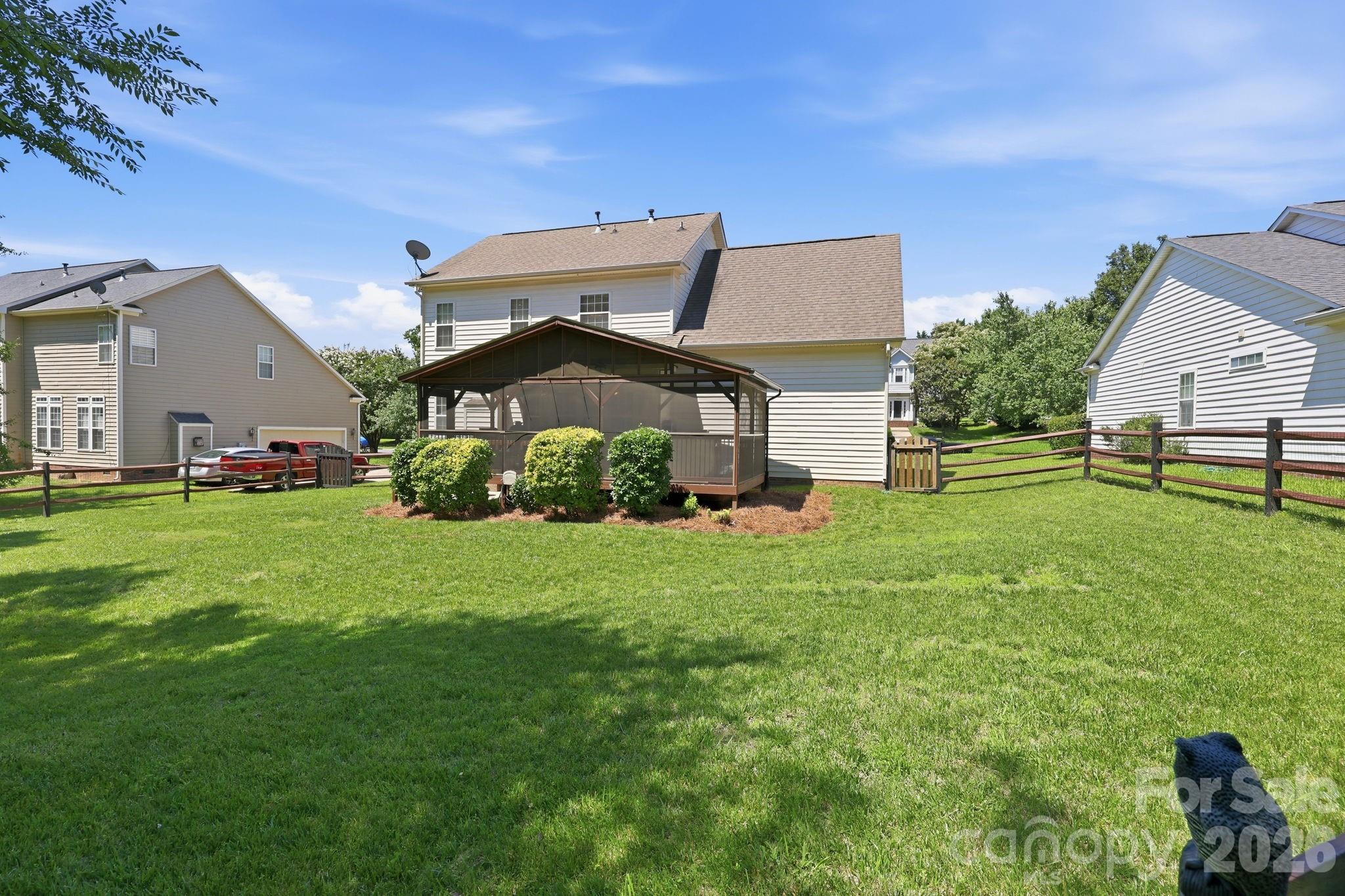 4439 Rock Stream Drive — Charlotte