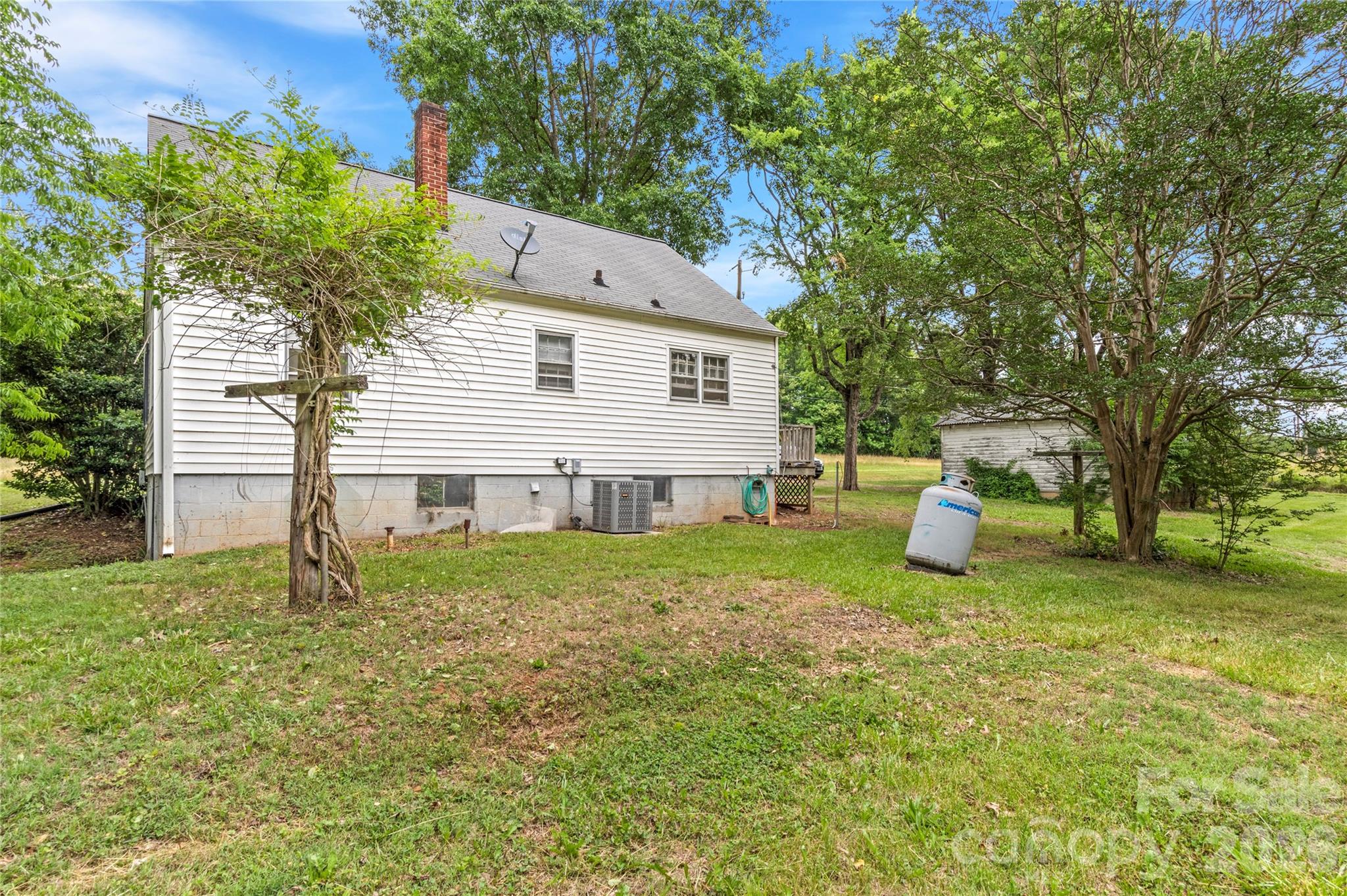 141 Vanzant Road — Mocksville