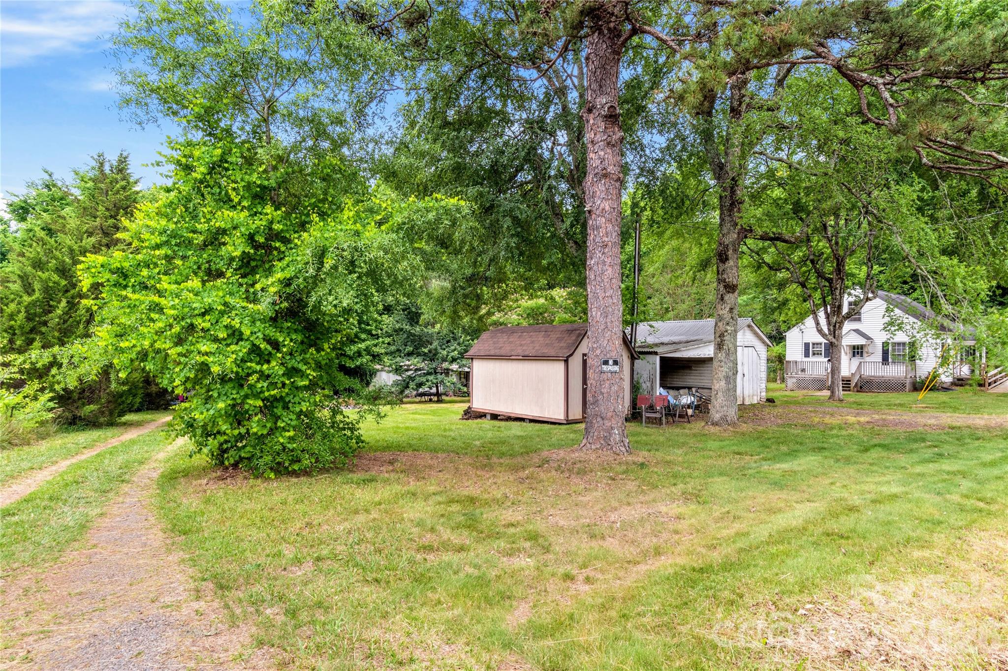 141 Vanzant Road — Mocksville